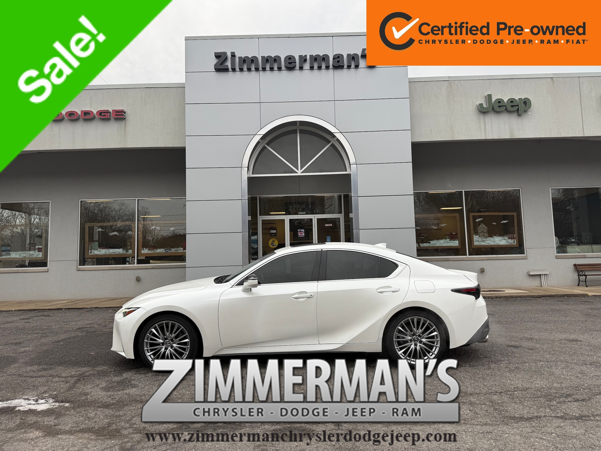 2022 Lexus IS 300's photo