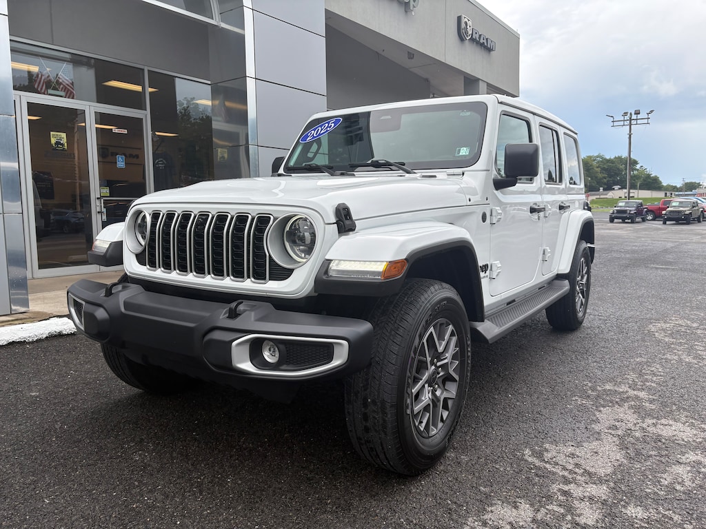 Certified 2025 Jeep Wrangler Sahara SUV