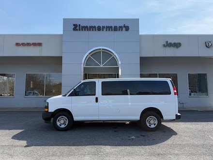 2022 Chevrolet Express 3500 Work Van Van Cargo Van