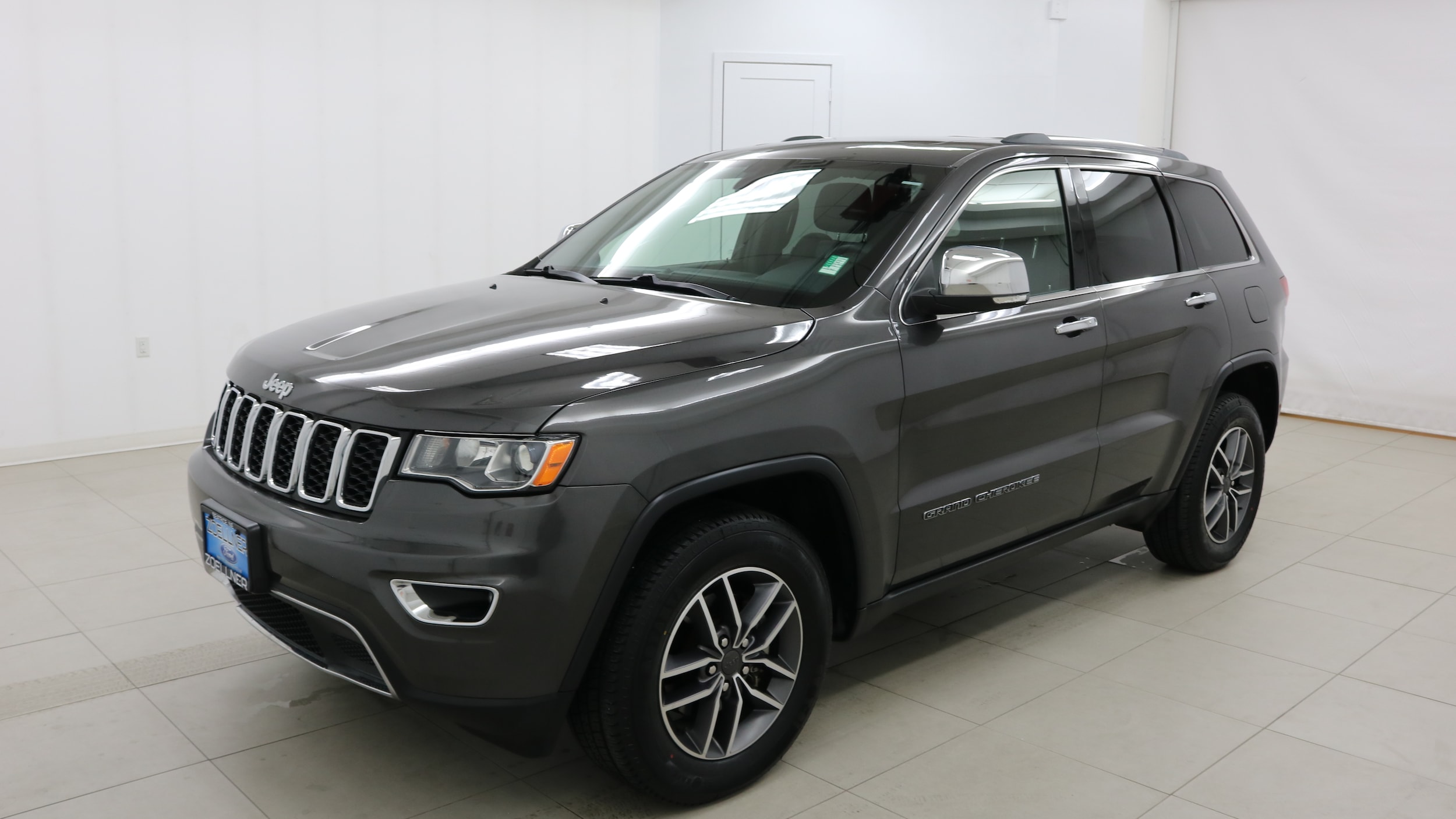 2020 Jeep Grand Cherokee Limited's photo