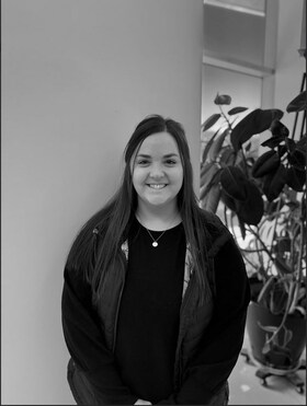 Staff member Lindsey Barker from ba062ea6d070