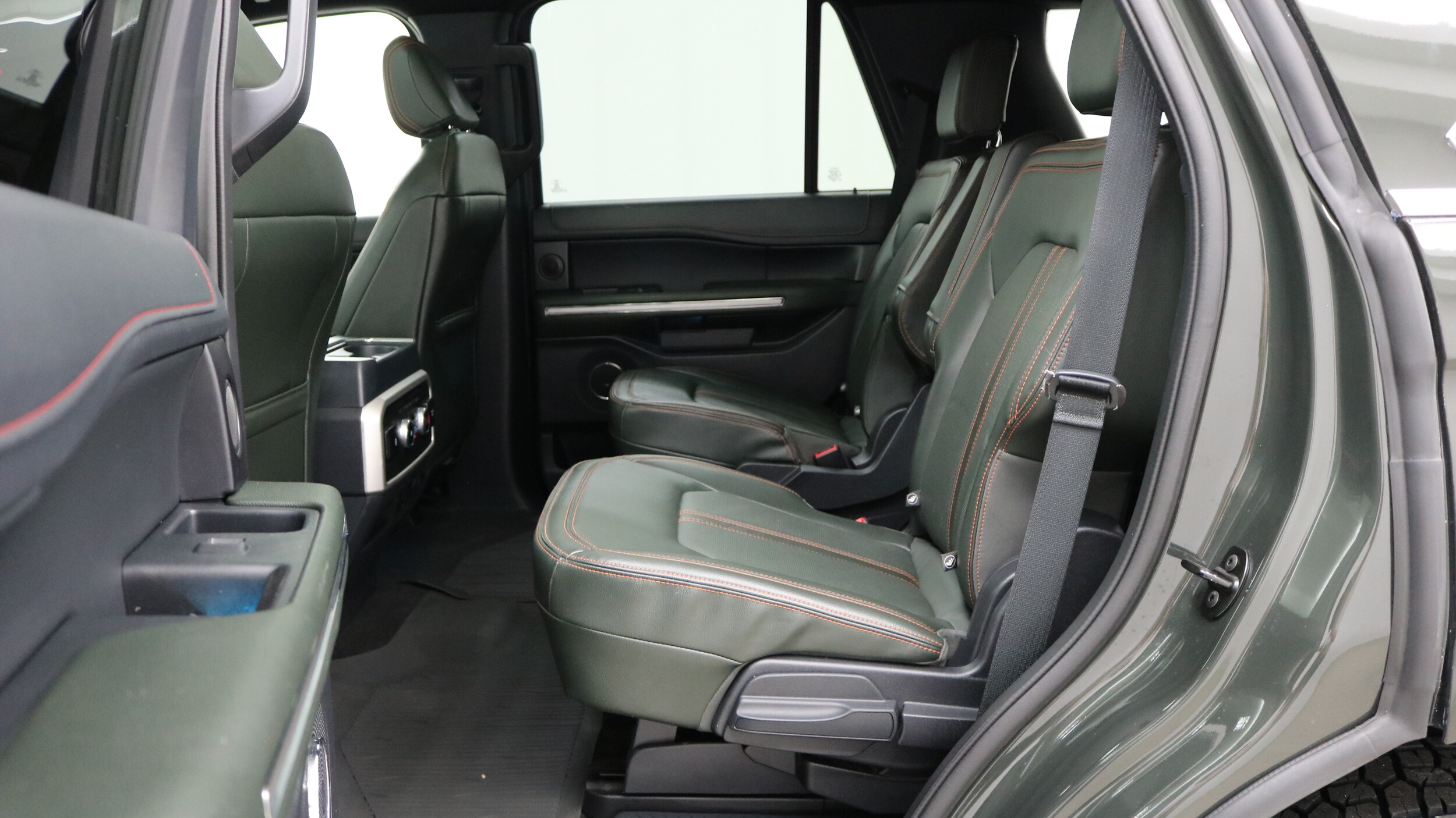 2022 Ford Expedition Timberline photo 3