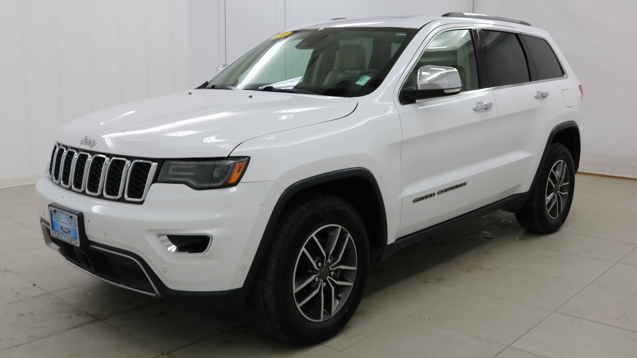 2019 Jeep Grand Cherokee Limited's photo