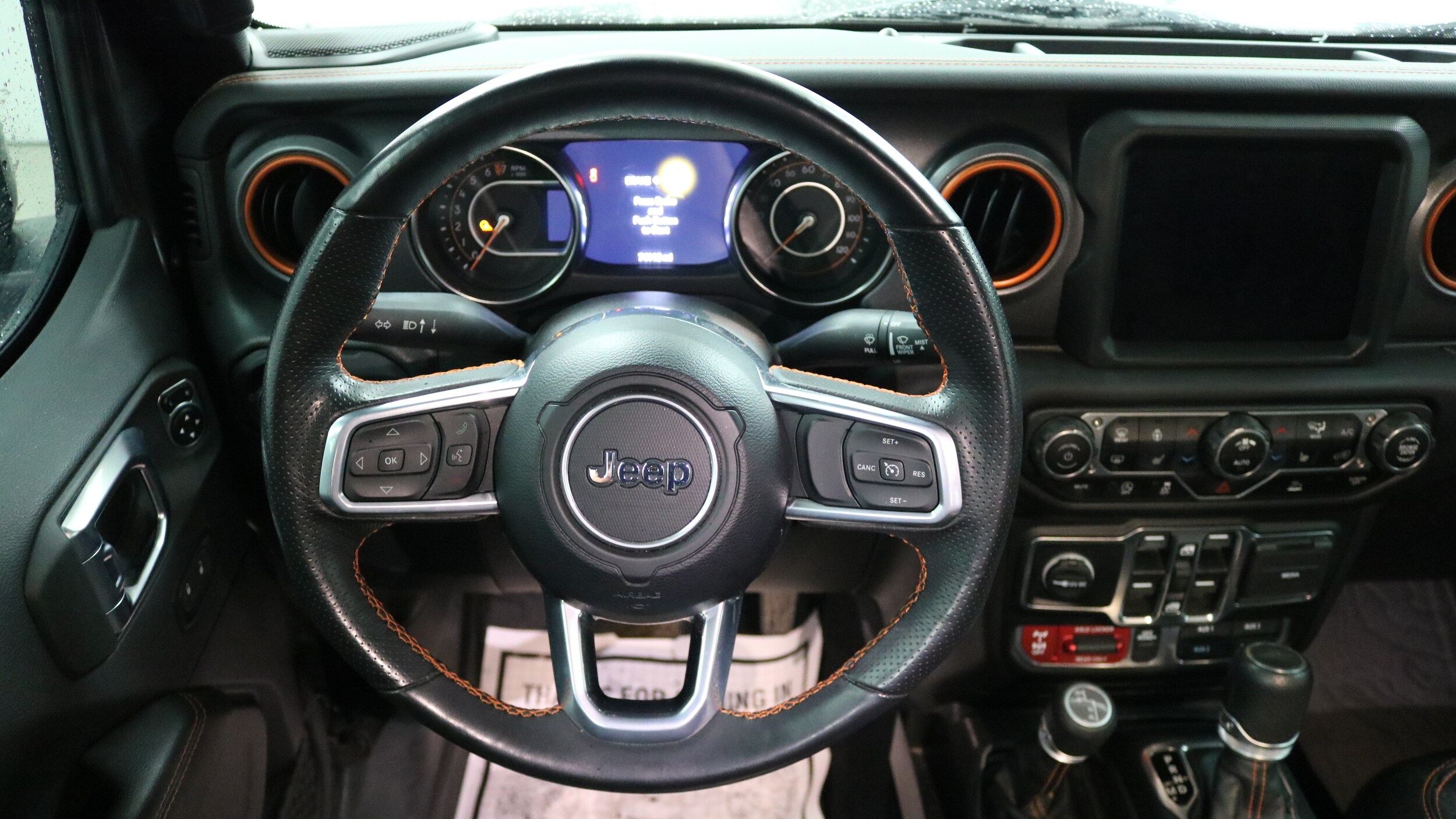 2023 Jeep Gladiator Mojave photo 2