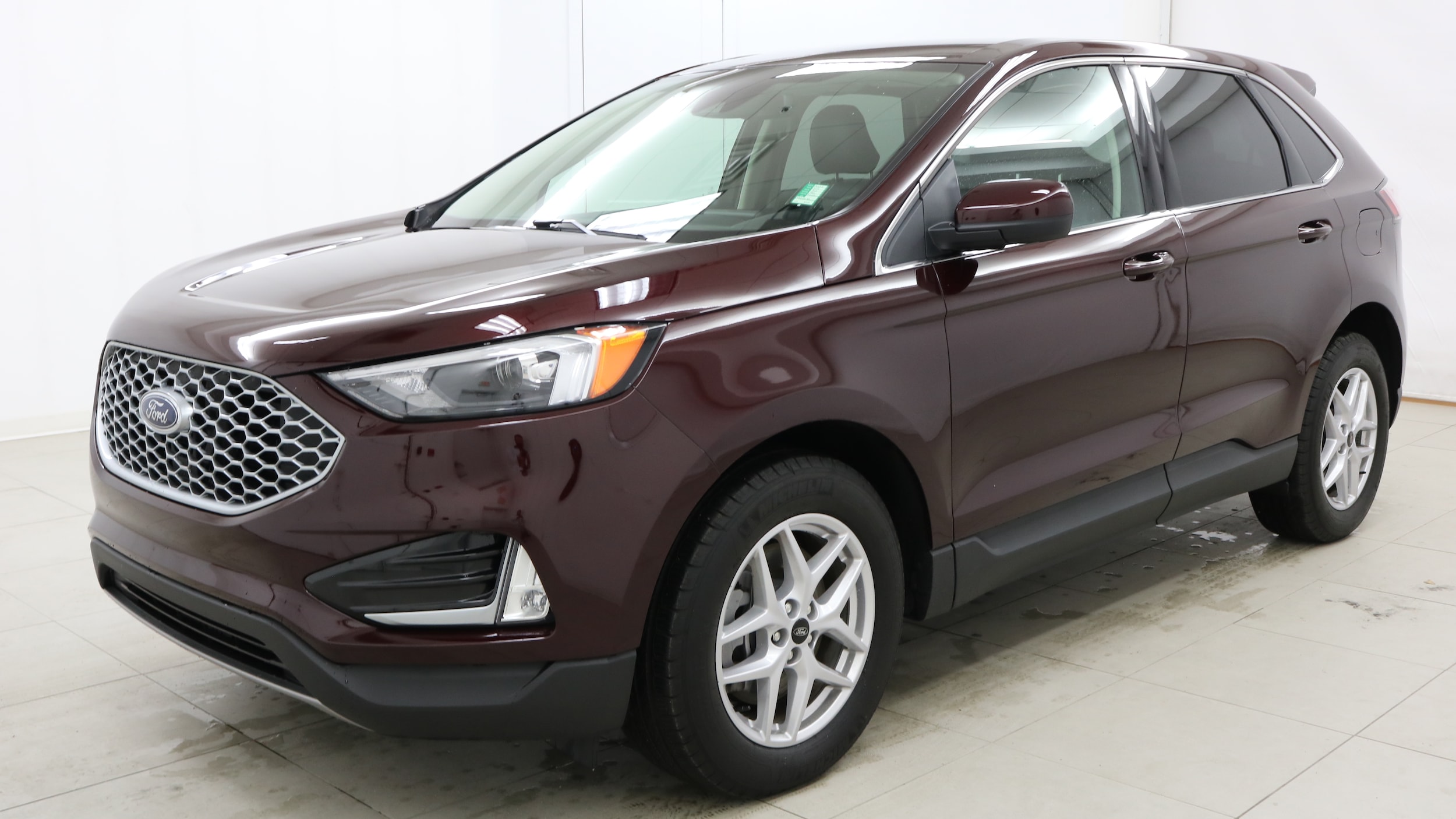 2024 Ford Edge SEL's photo
