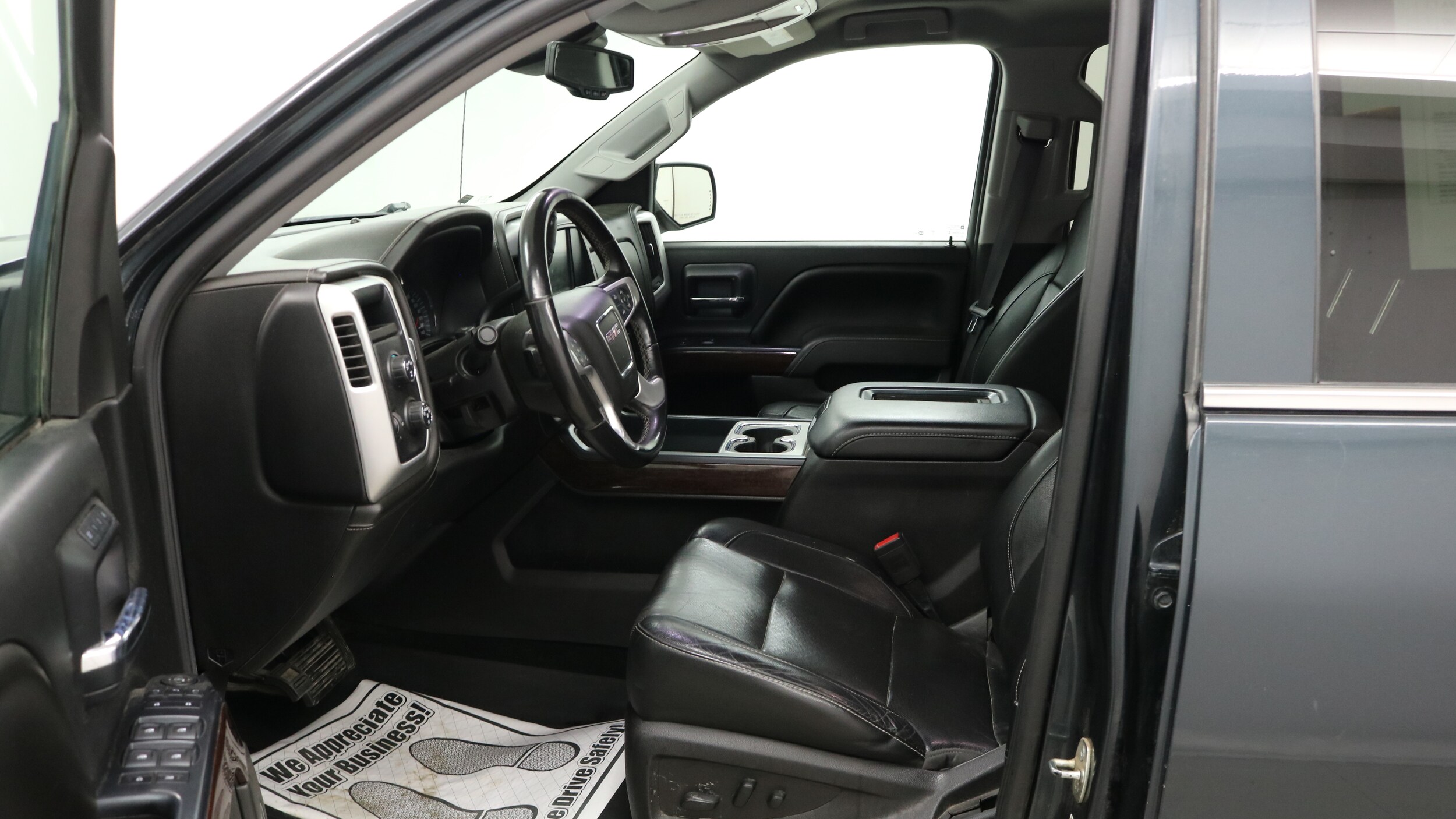 Used 2017 GMC Sierra 1500 SLT with VIN 3GTU2NEC3HG260783 for sale in Beatrice, NE