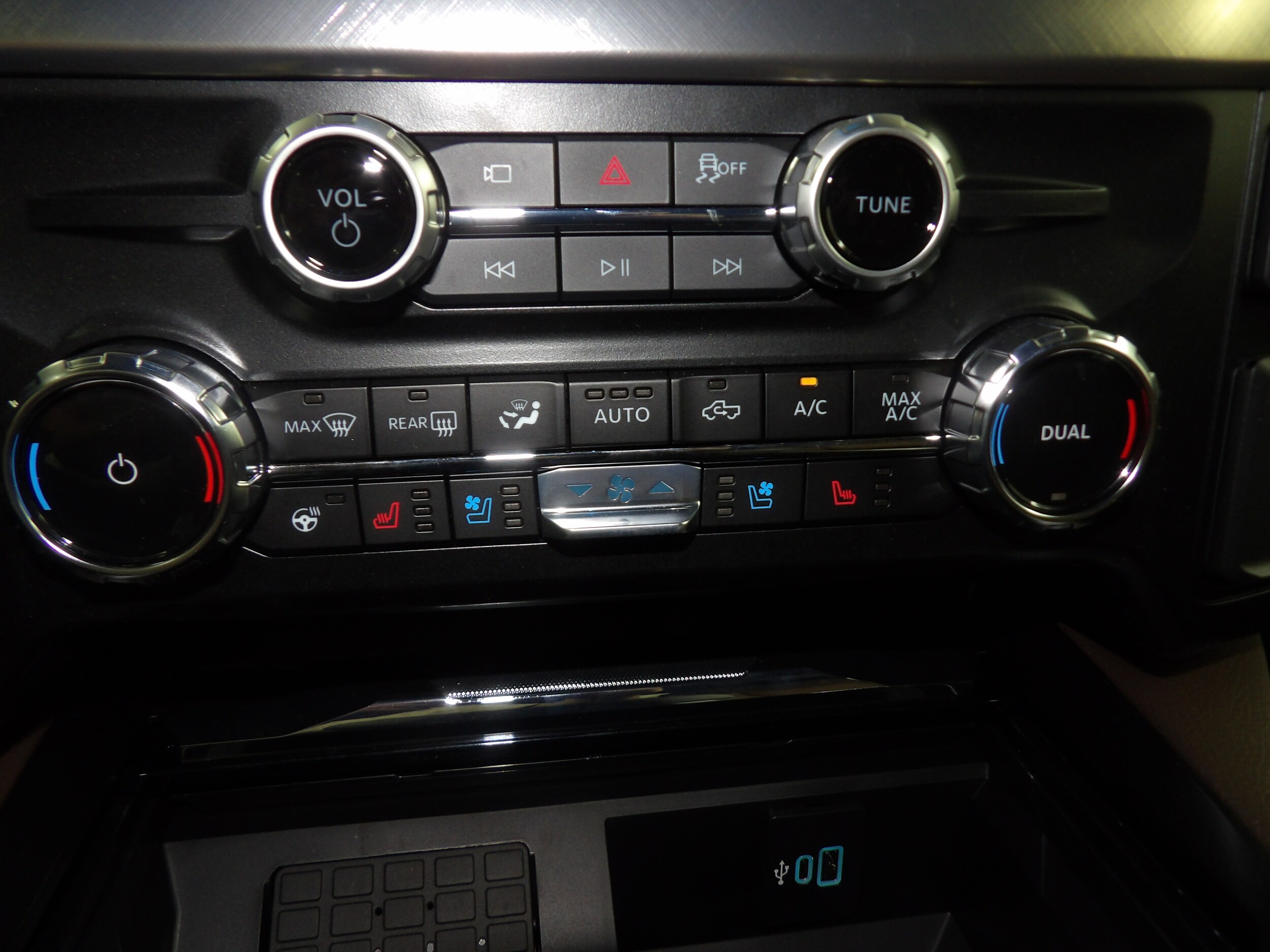 2026 Ford F-350 Super Duty King Ranch - Photo 13
