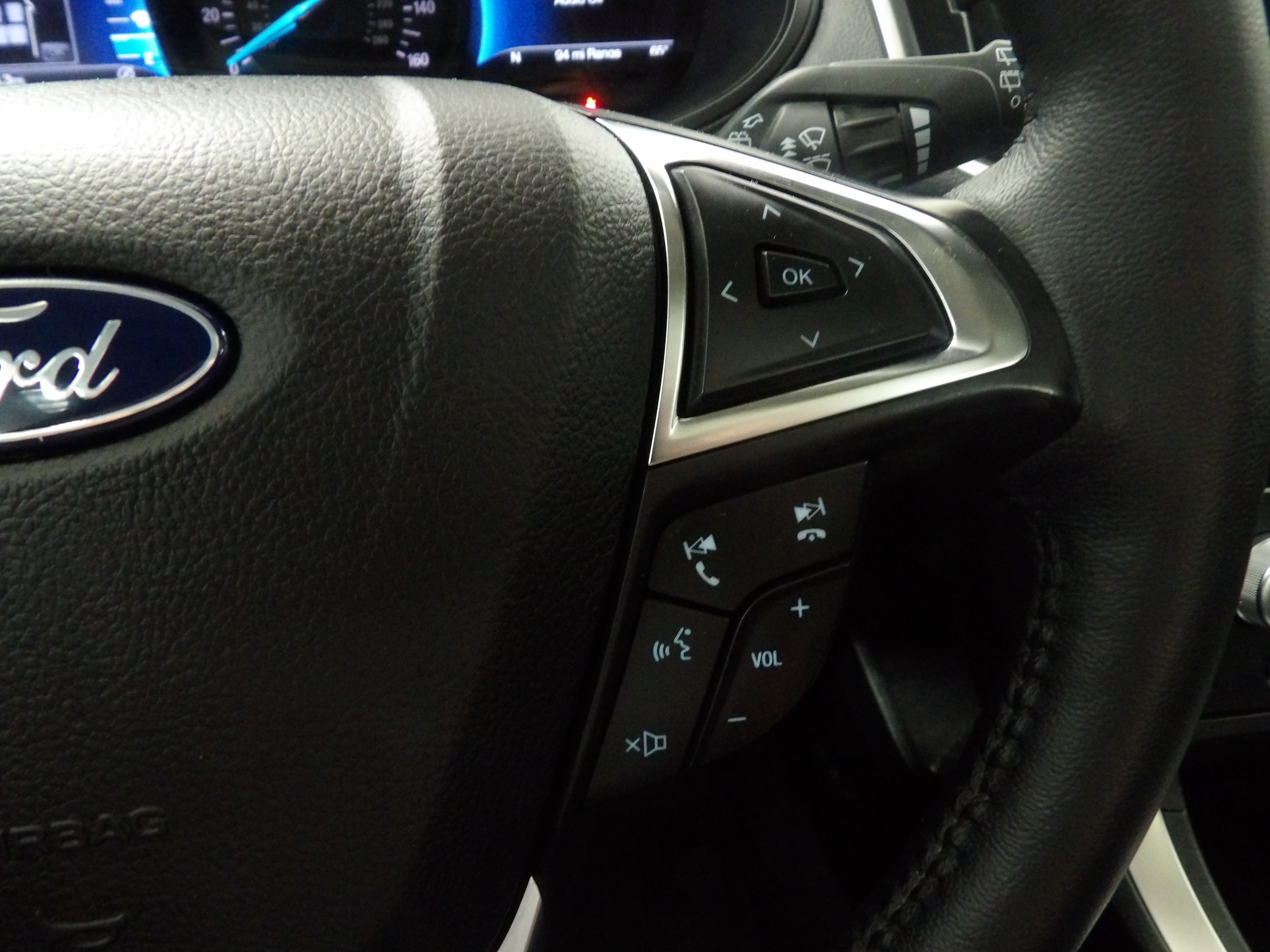 2024 Ford Edge SEL - Photo 19