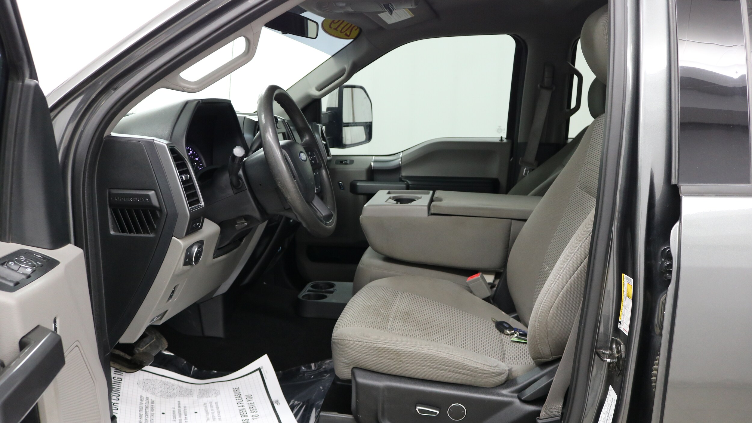 2019 Ford F-350 XLT photo 2