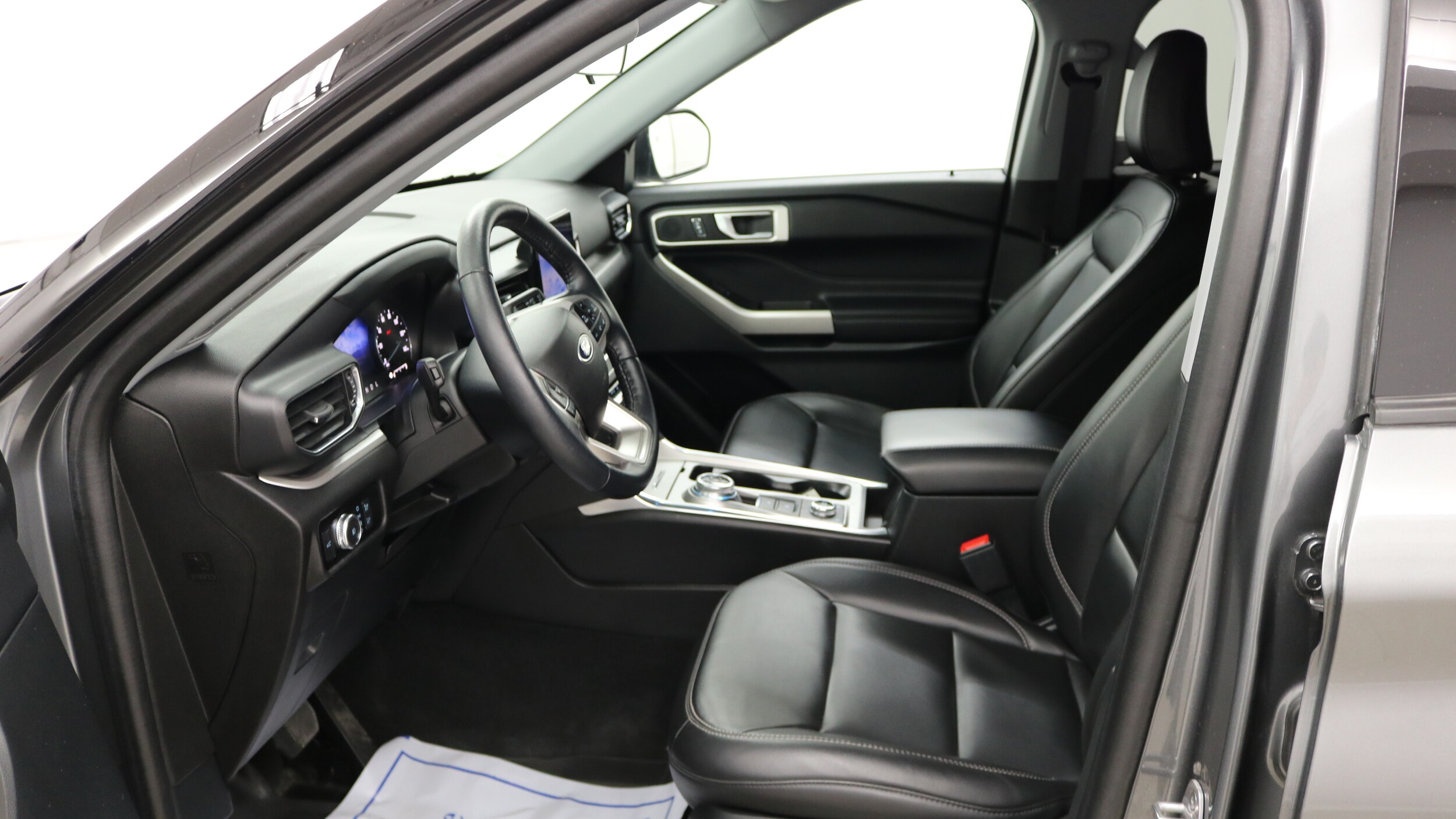 Used 2022 Ford Explorer XLT with VIN 1FMSK8DHXNGC30253 for sale in Beatrice, NE