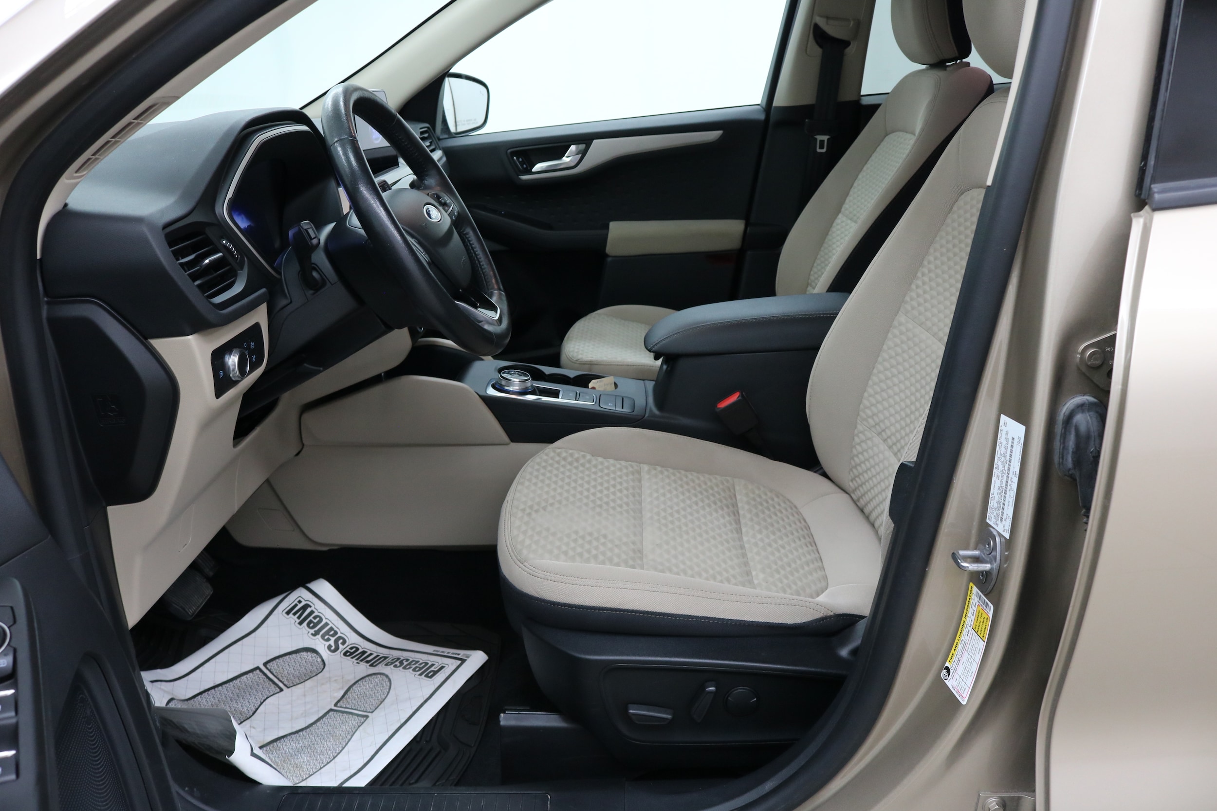 Used 2020 Ford Escape SE with VIN 1FMCU0BZ3LUB79821 for sale in Beatrice, NE