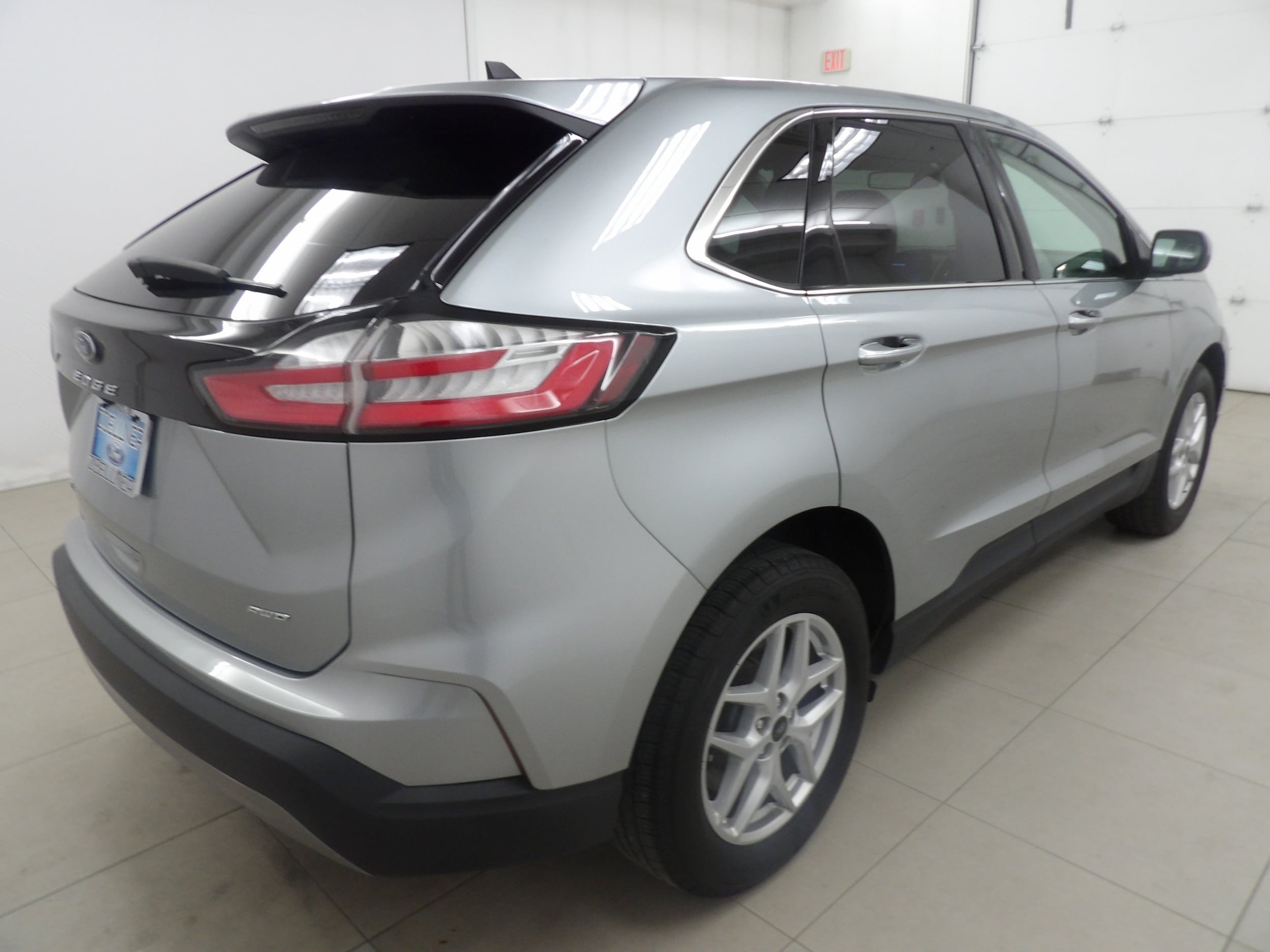 2024 Ford Edge SEL - Photo 8