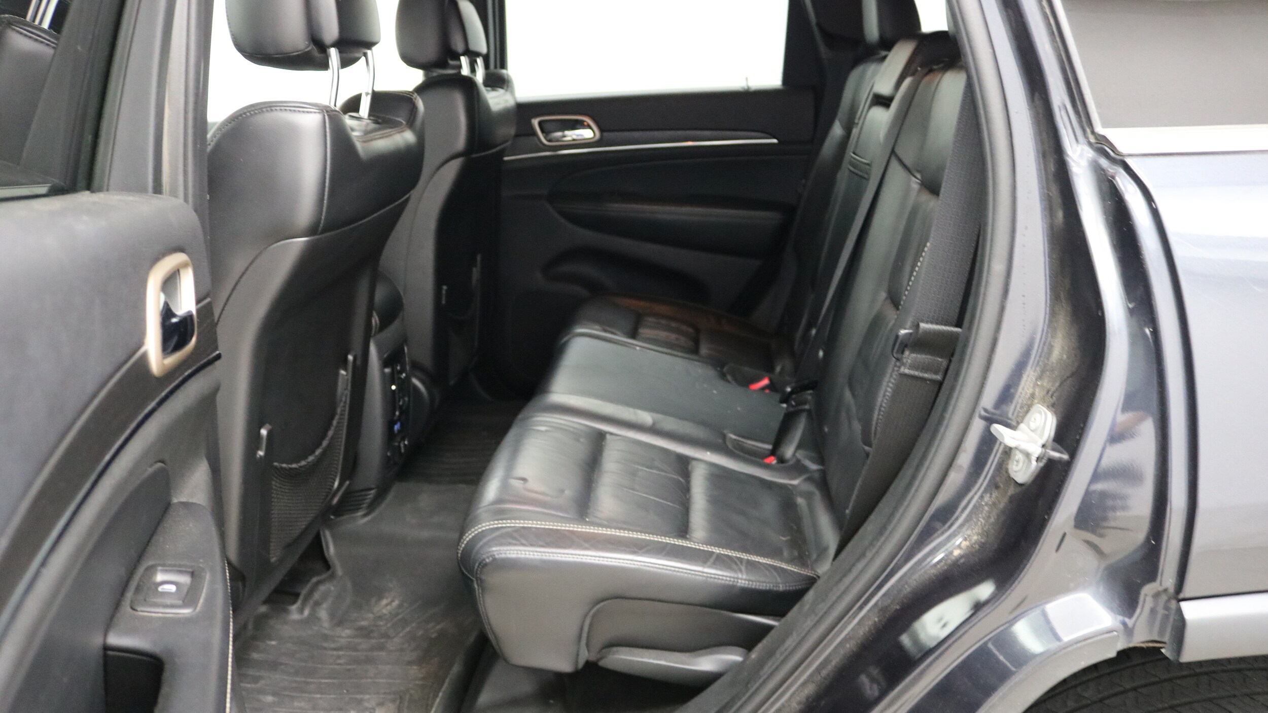 2015 Jeep Grand Cherokee Limited photo 3