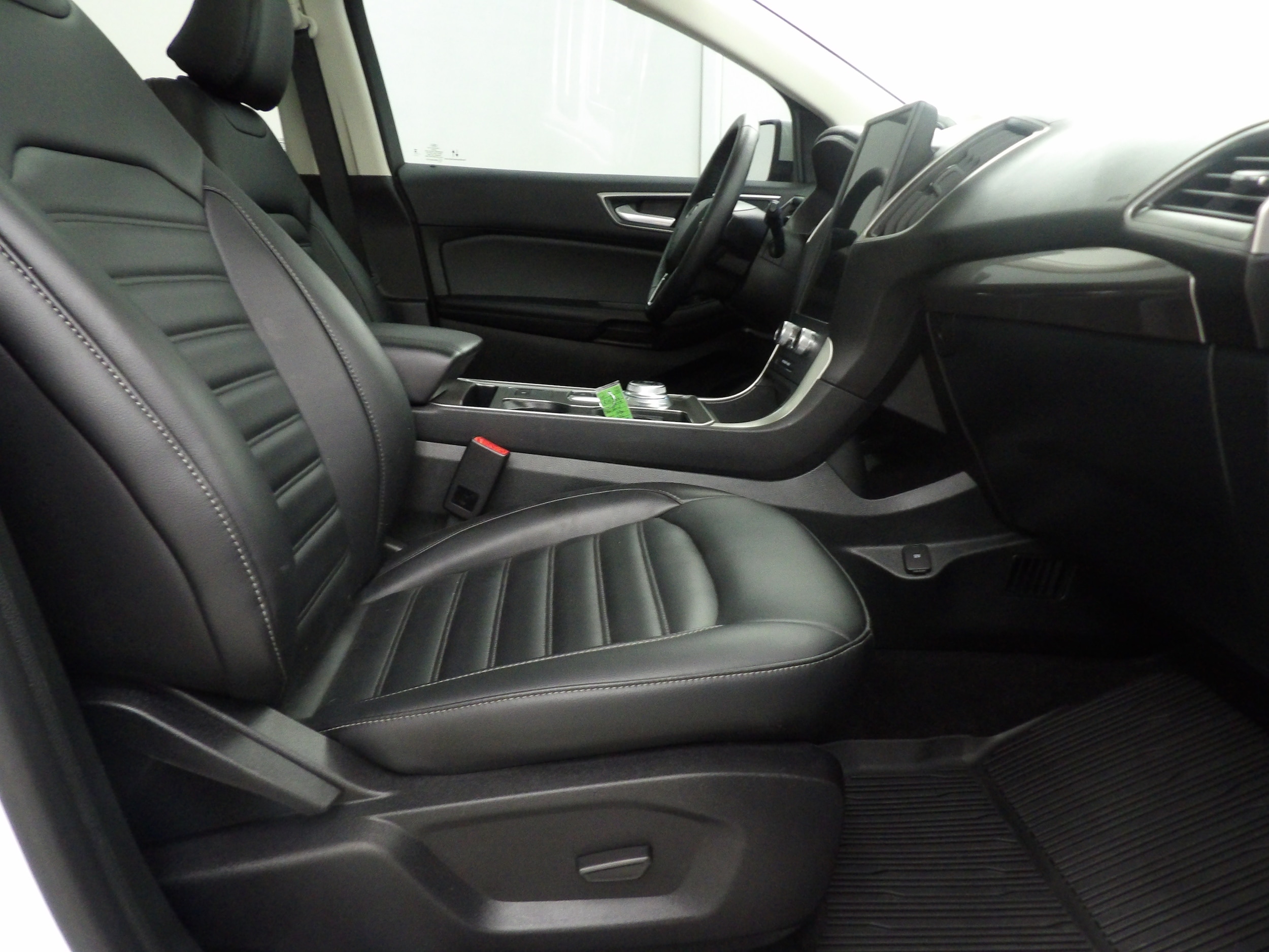 2024 Ford Edge SEL - Photo 33