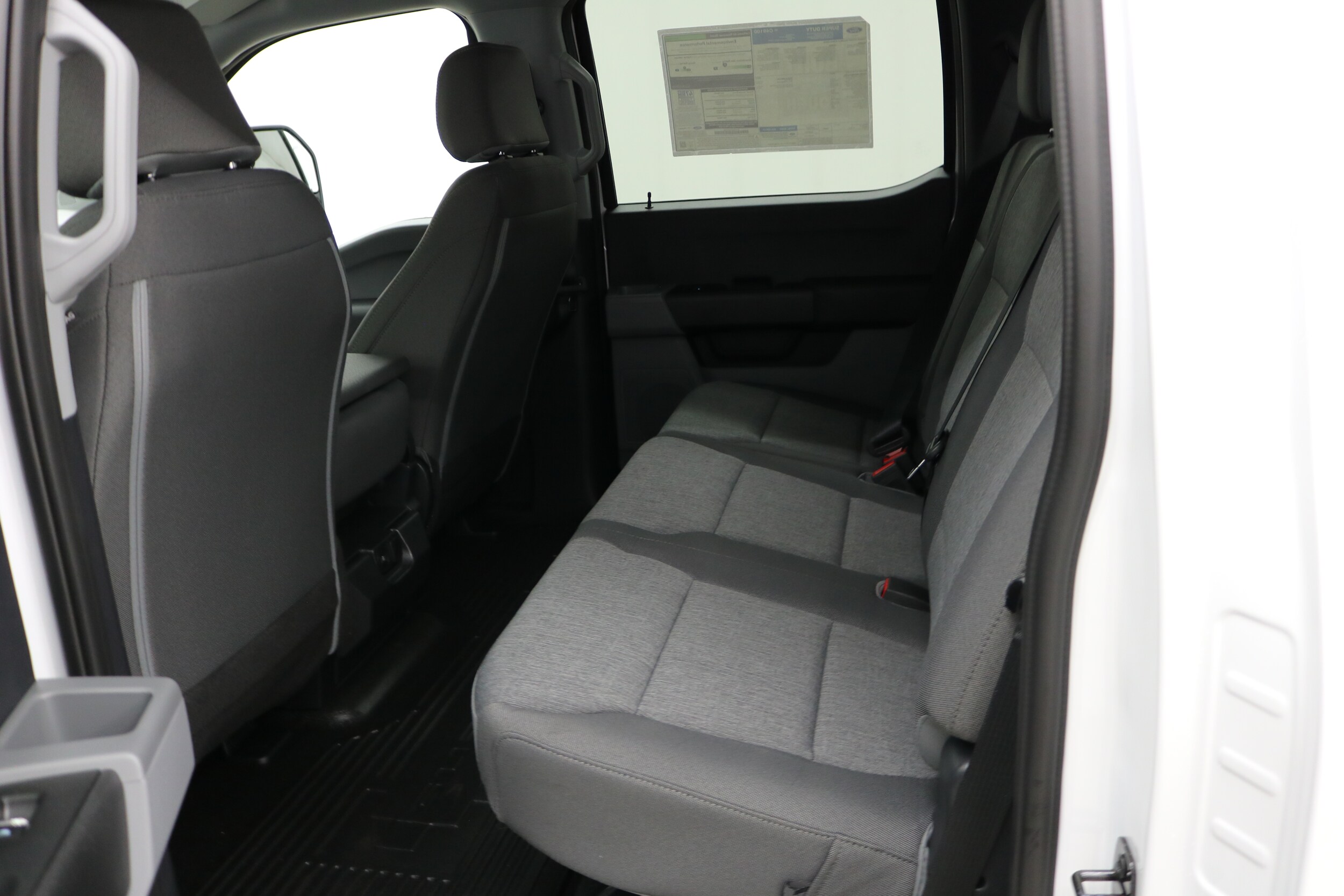 2025 Ford F-250 XL photo 4