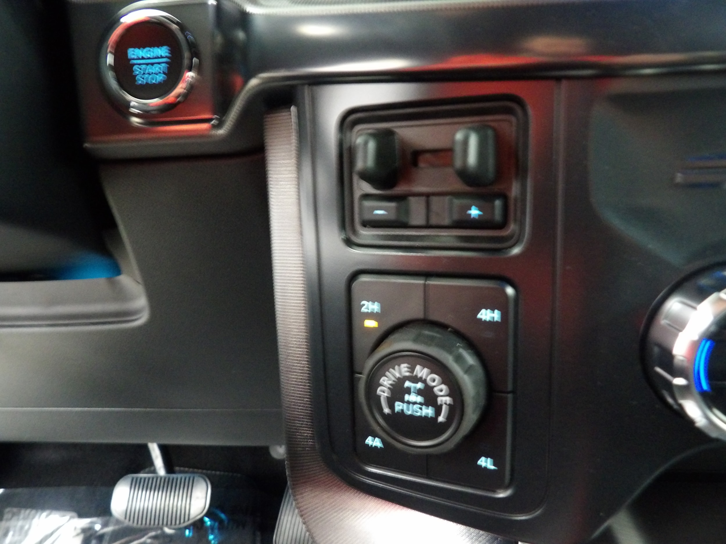 2026 Ford F-150 Platinum - Photo 19