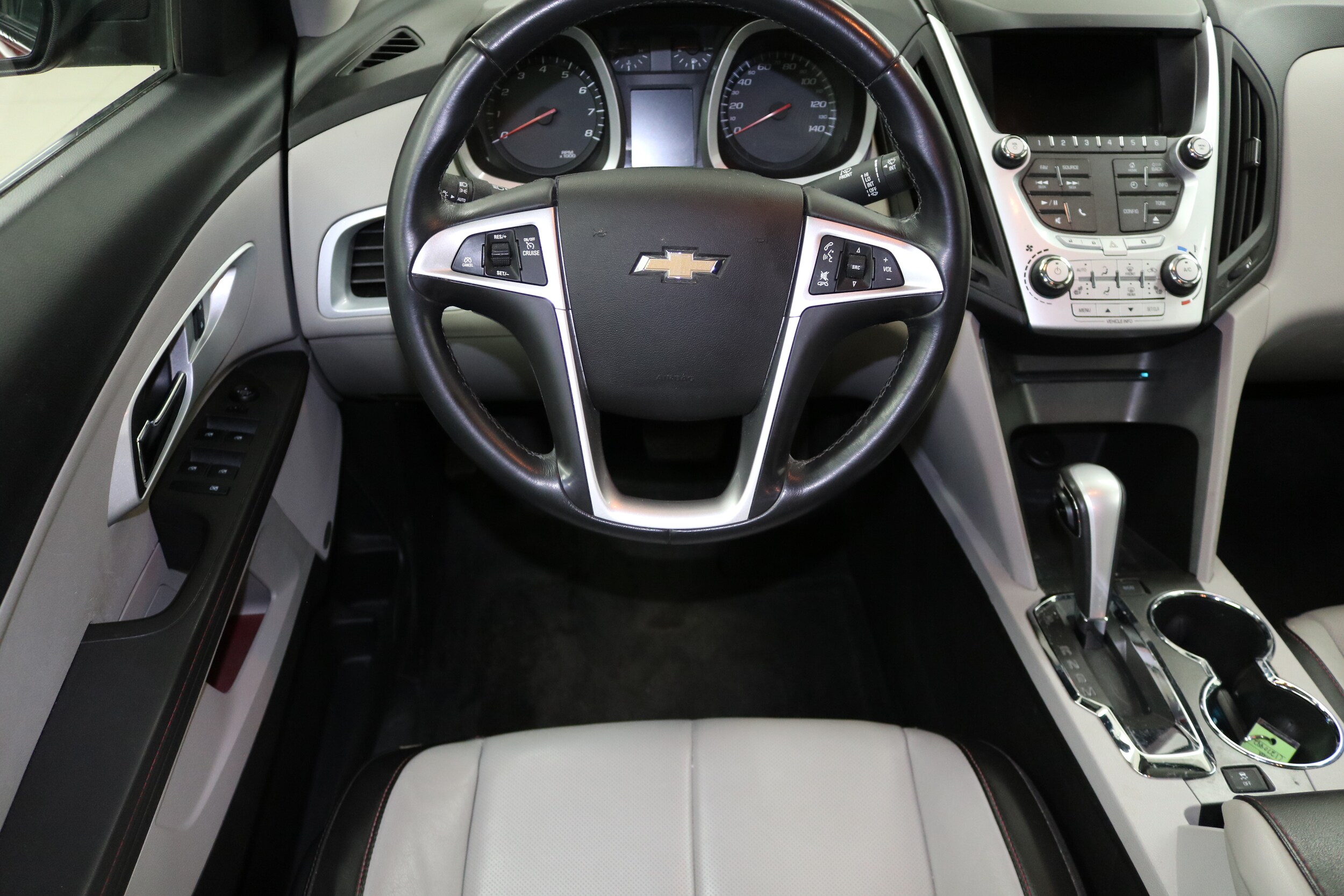 2012 Chevrolet Equinox photo 4