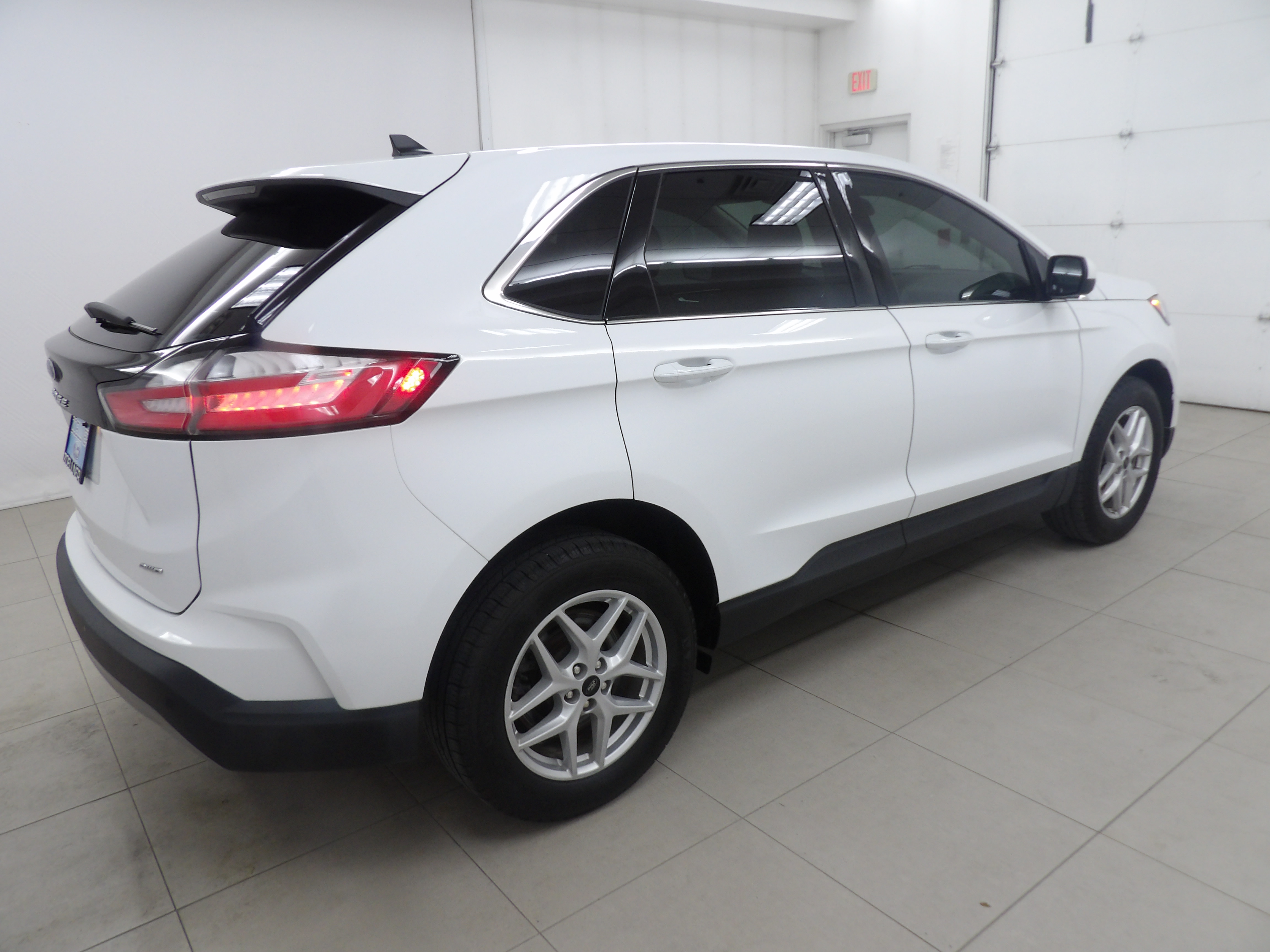 2024 Ford Edge SEL - Photo 10