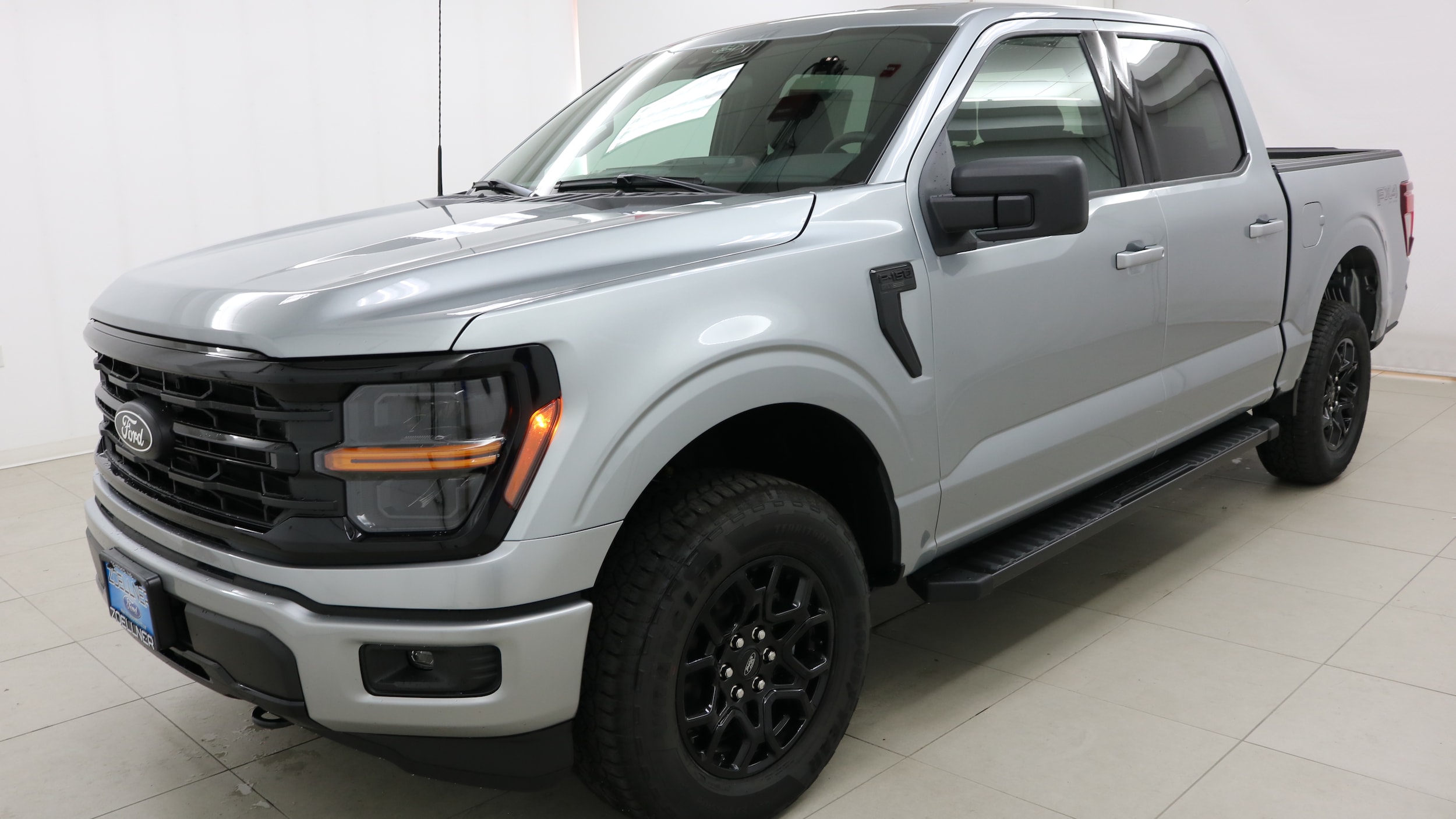 2025 Ford F-150 XLT's photo