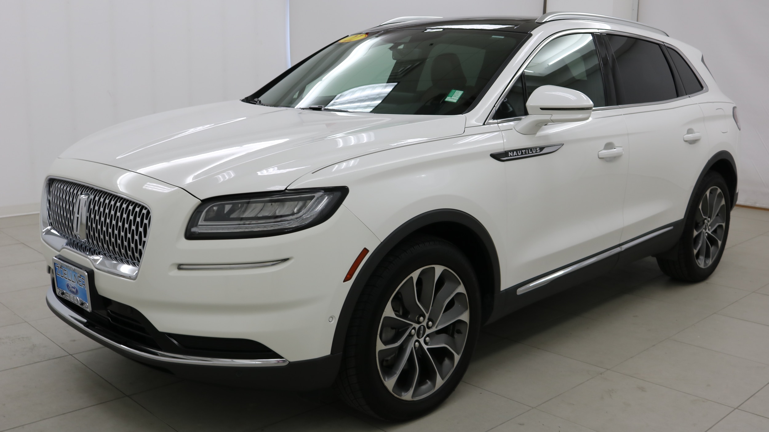 2022 Lincoln Nautilus Reserve's photo