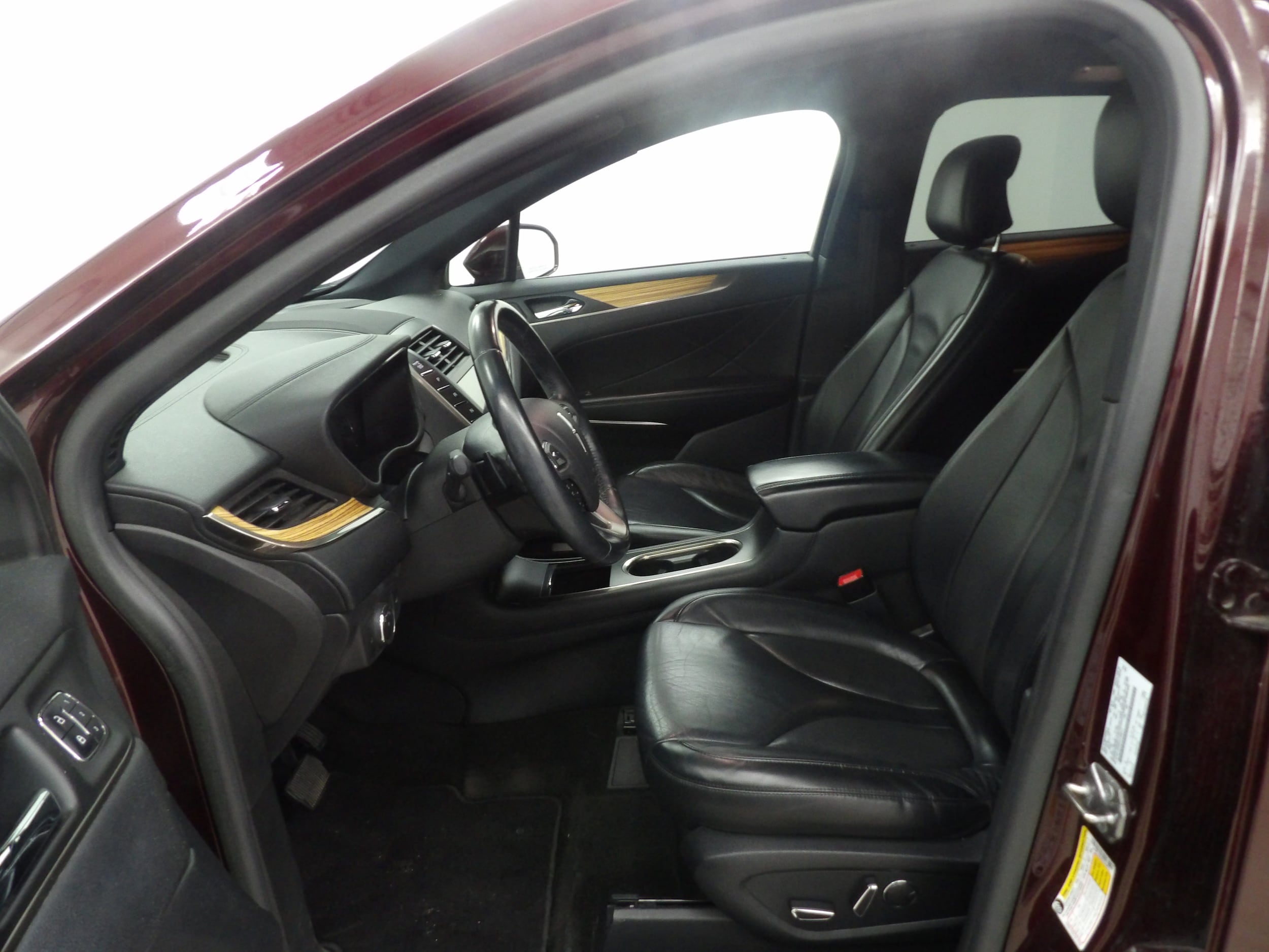 Used 2016 Lincoln MKC Select with VIN 5LMCJ2D96GUJ08617 for sale in Beatrice, NE