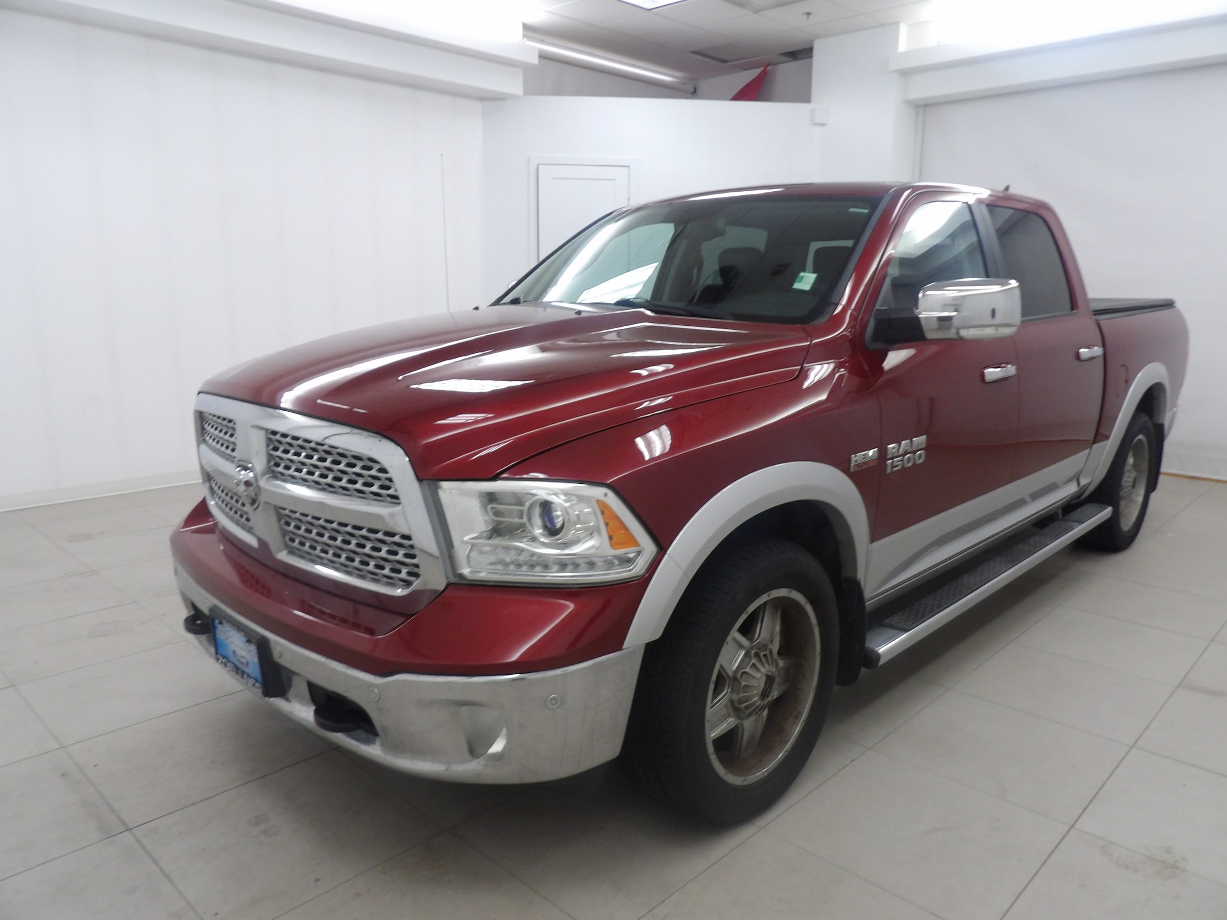 2014 RAM Ram 1500 Pickup Laramie