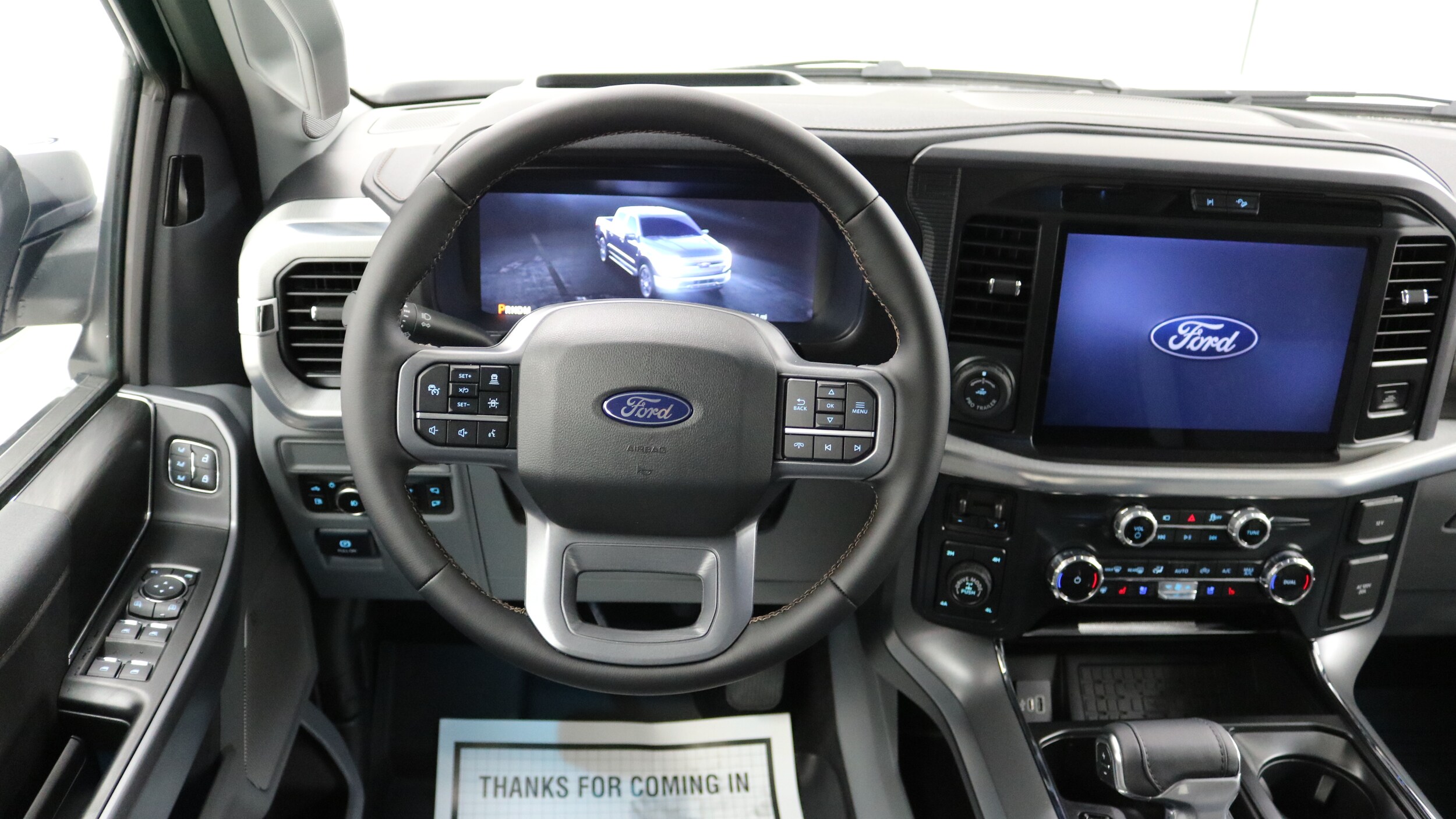 2025 Ford F-150 Lariat photo 3