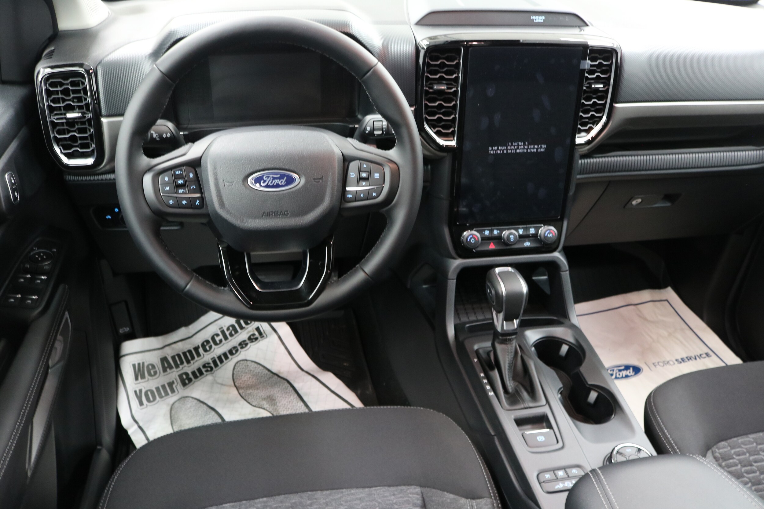 2025 Ford Ranger XLT photo 2