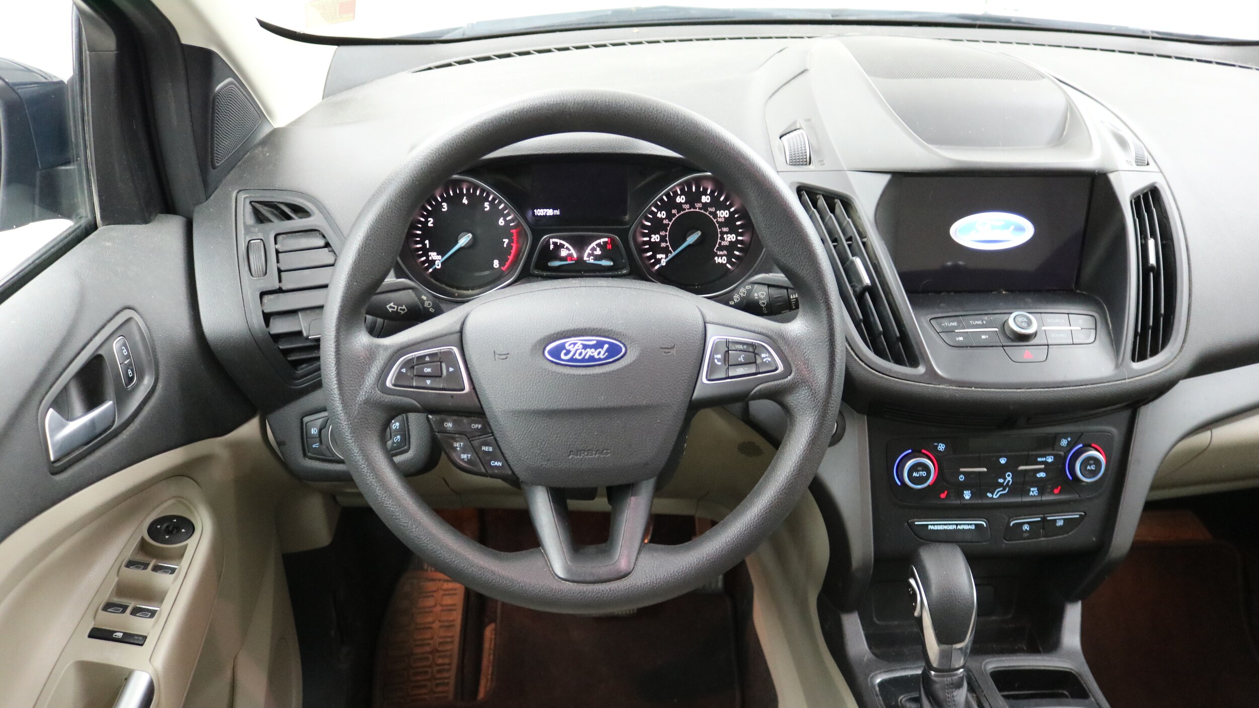 2019 Ford Escape SE photo 4