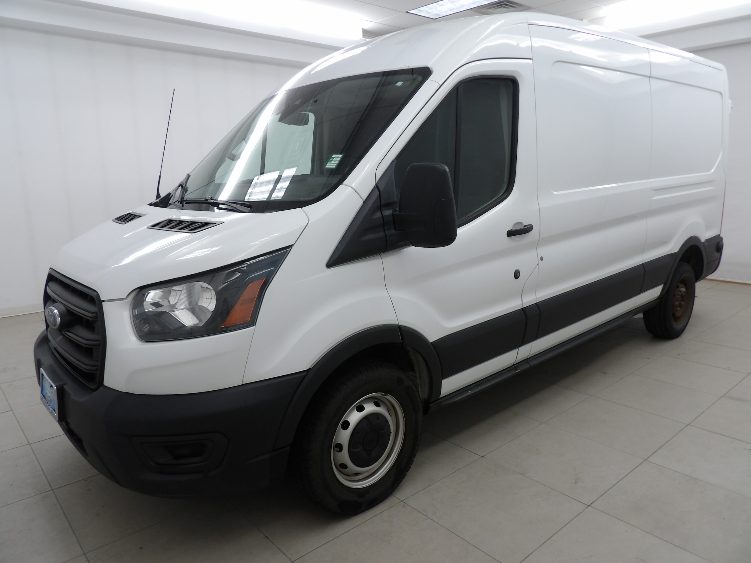2020 Ford Transit 250 Med Roof 148 WB's photo
