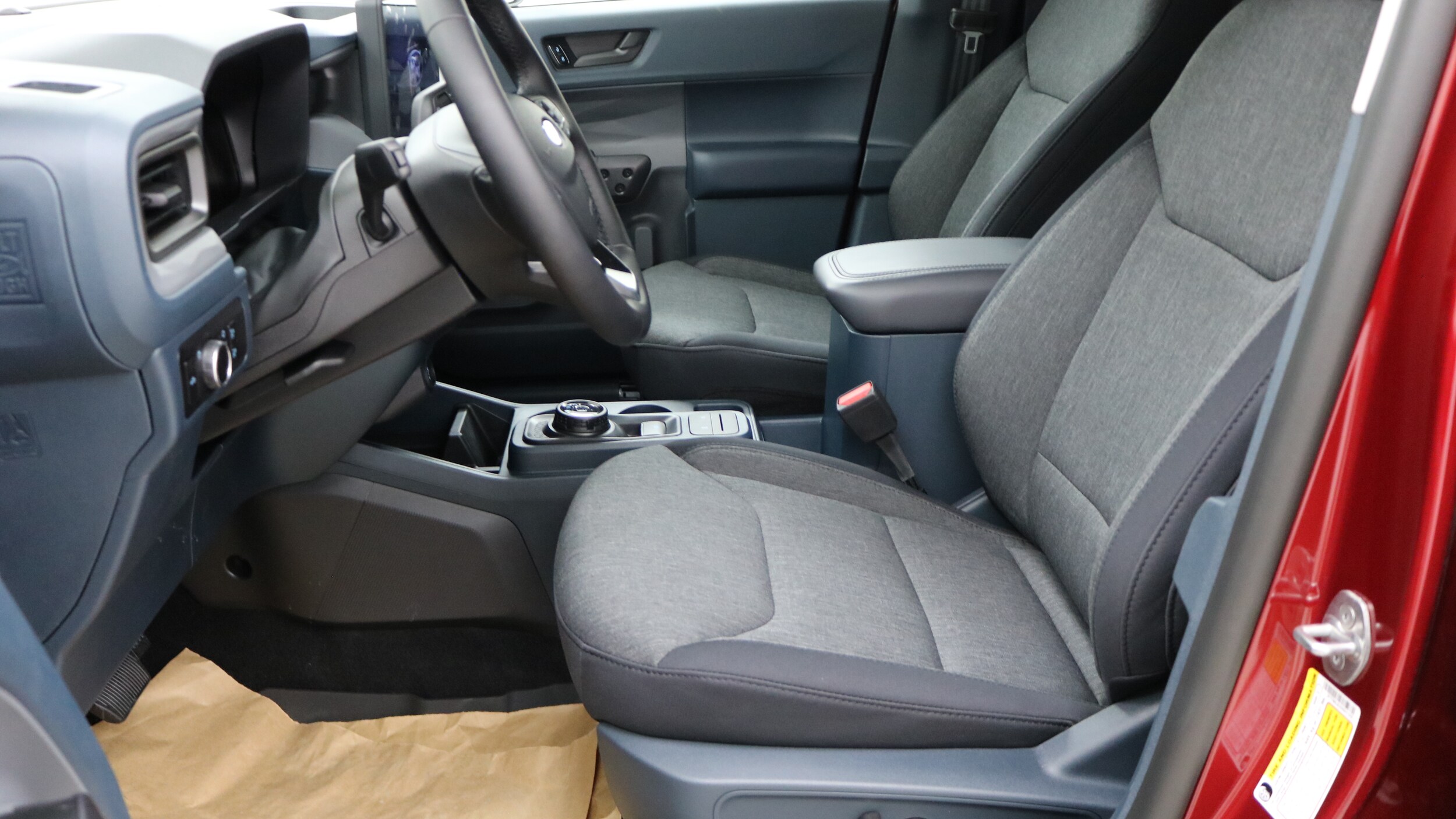 2025 Ford Maverick XLT photo 3