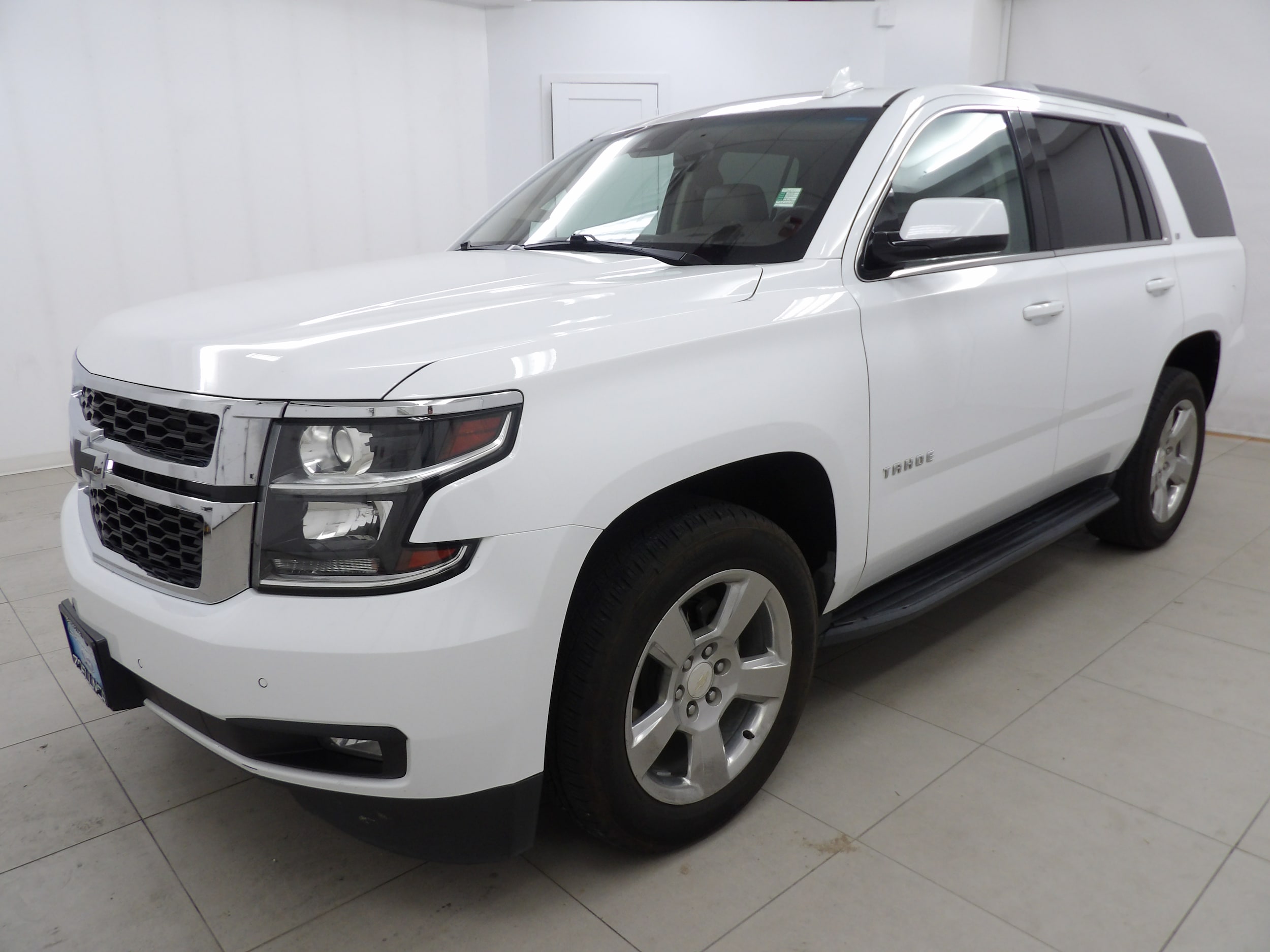2019 Chevrolet Tahoe 4WD LT's photo