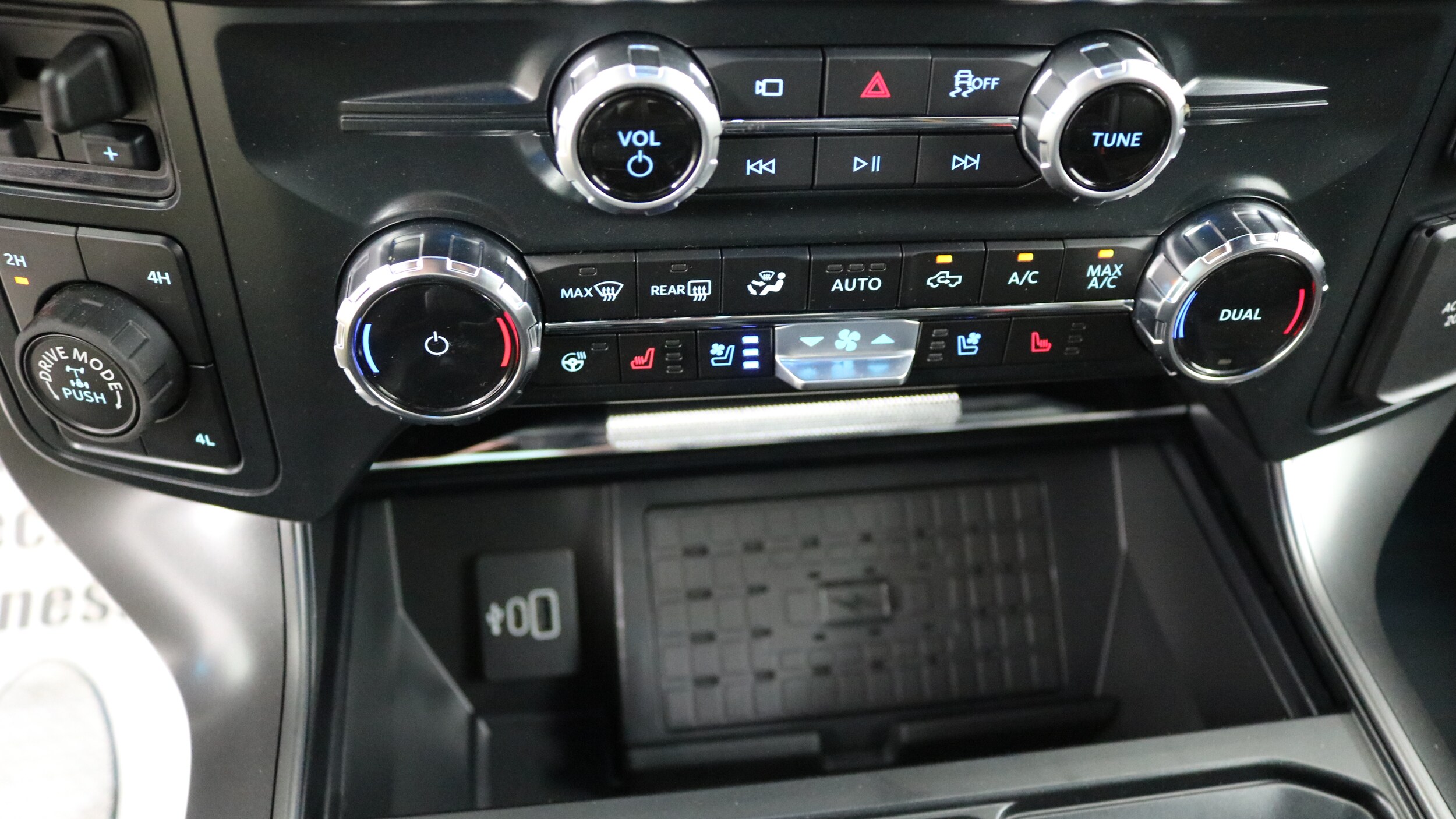 2025 Ford F-150 Tremor - Photo 24