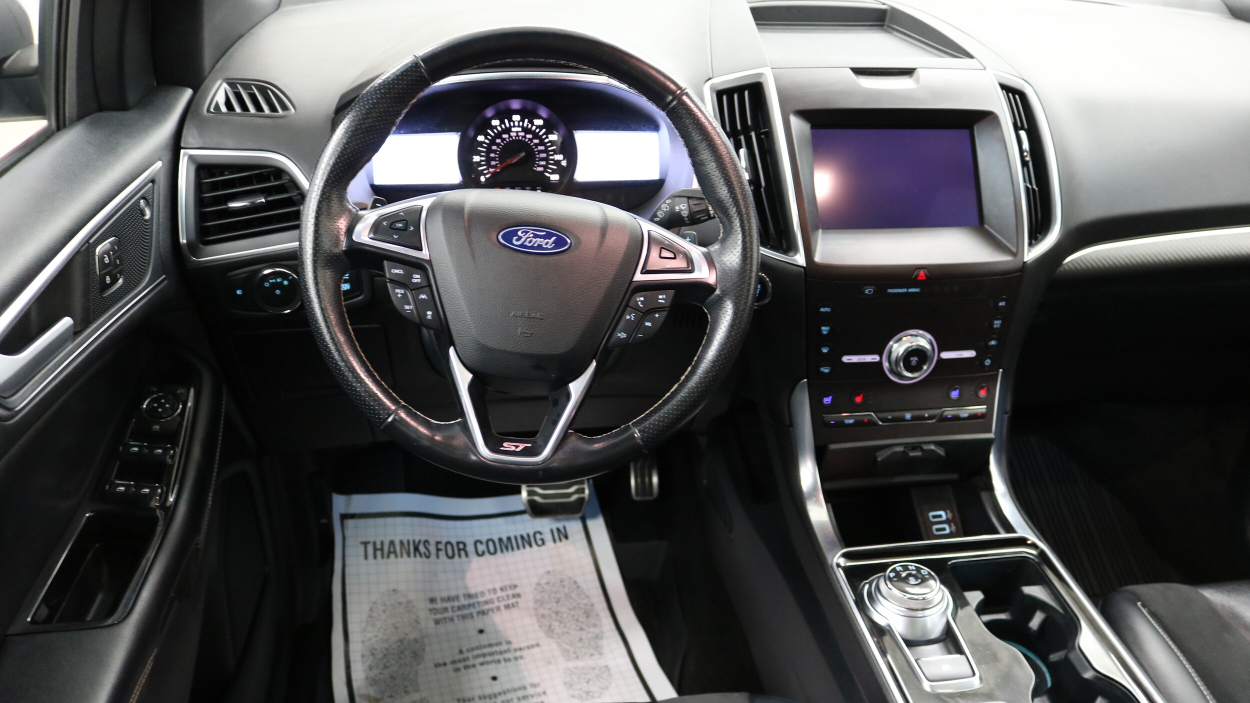 2020 Ford Edge ST photo 2