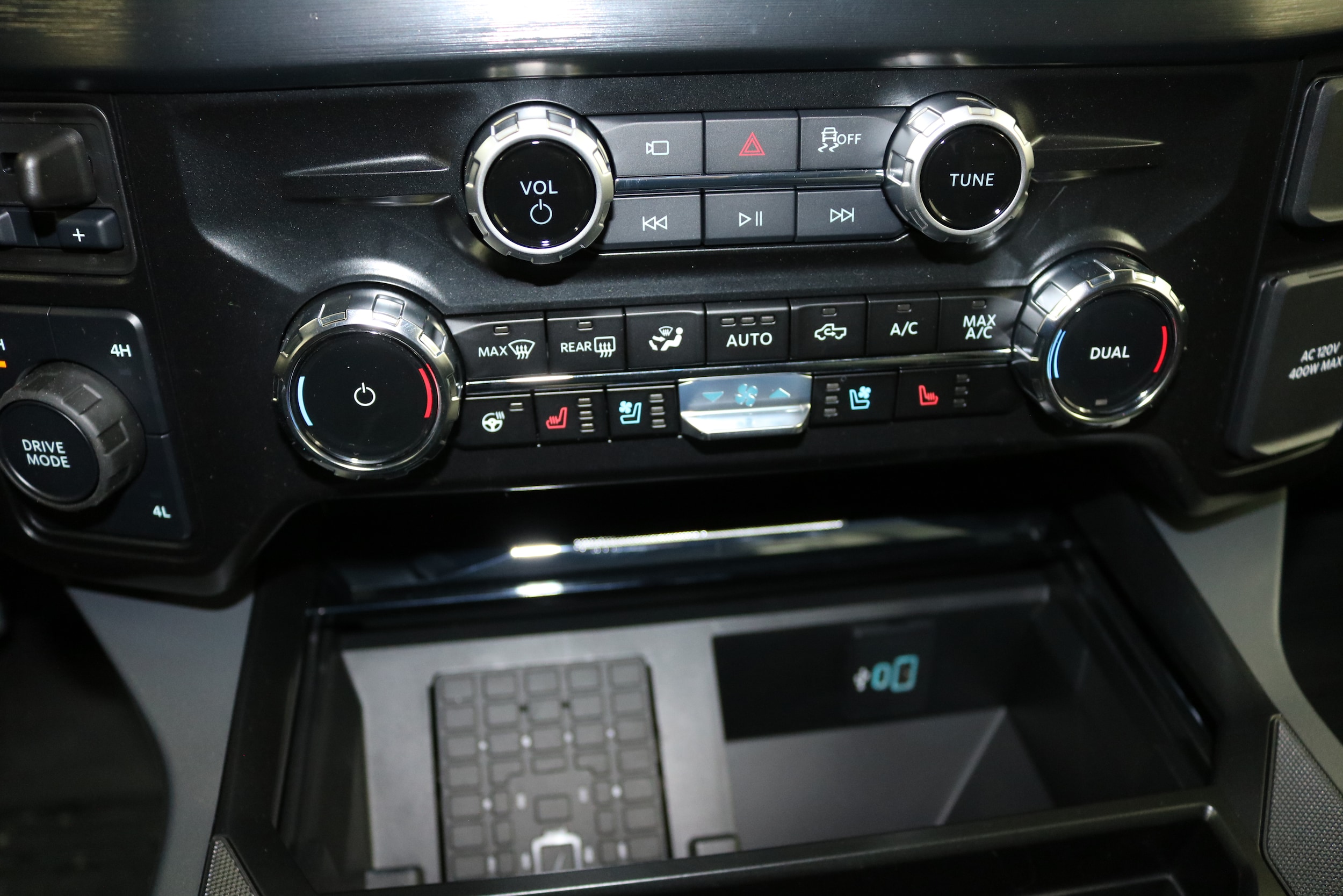 2026 Ford F-350 Super Duty Lariat - Photo 20