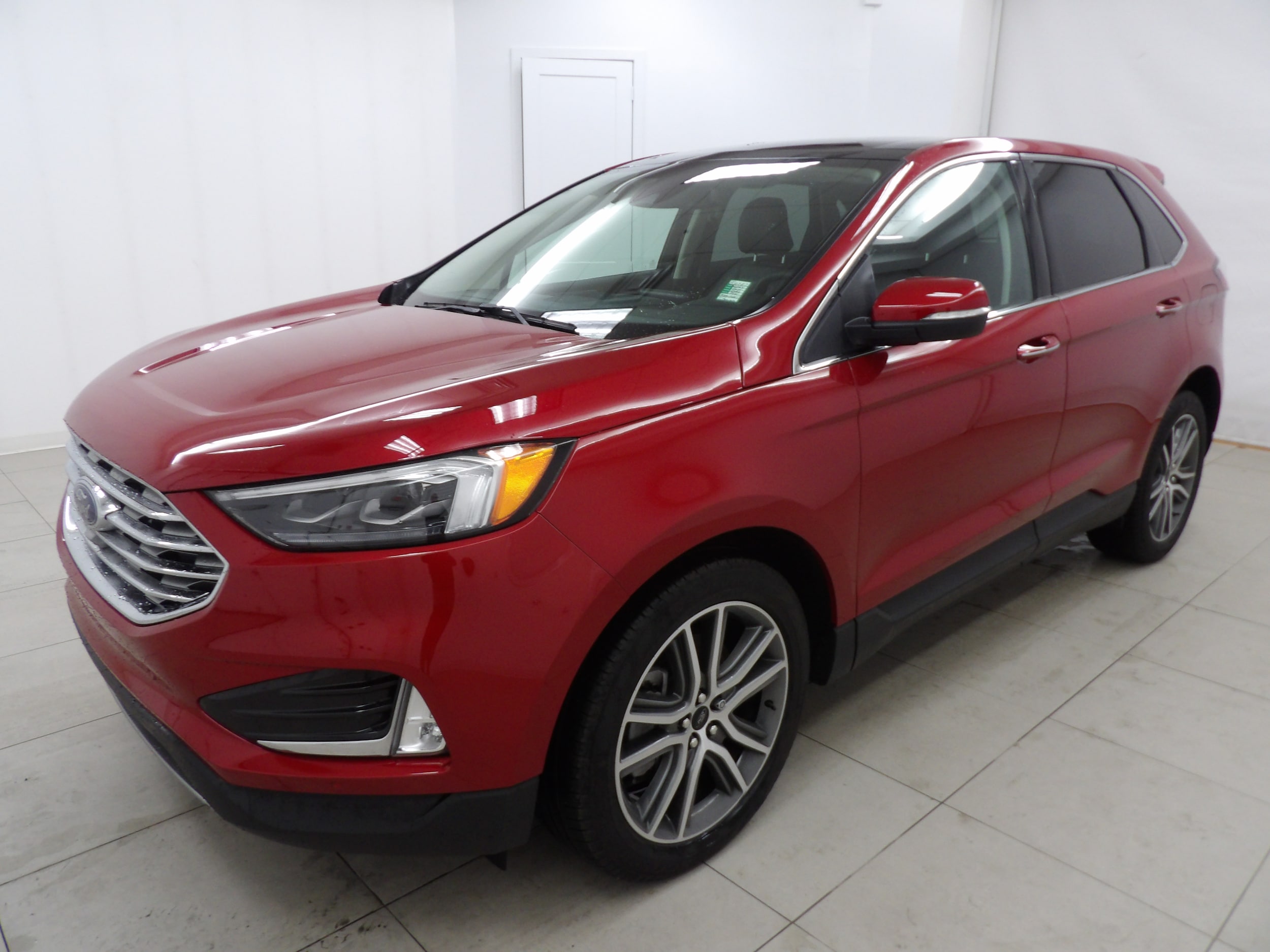 2024 Ford Edge Titanium AWD's photo