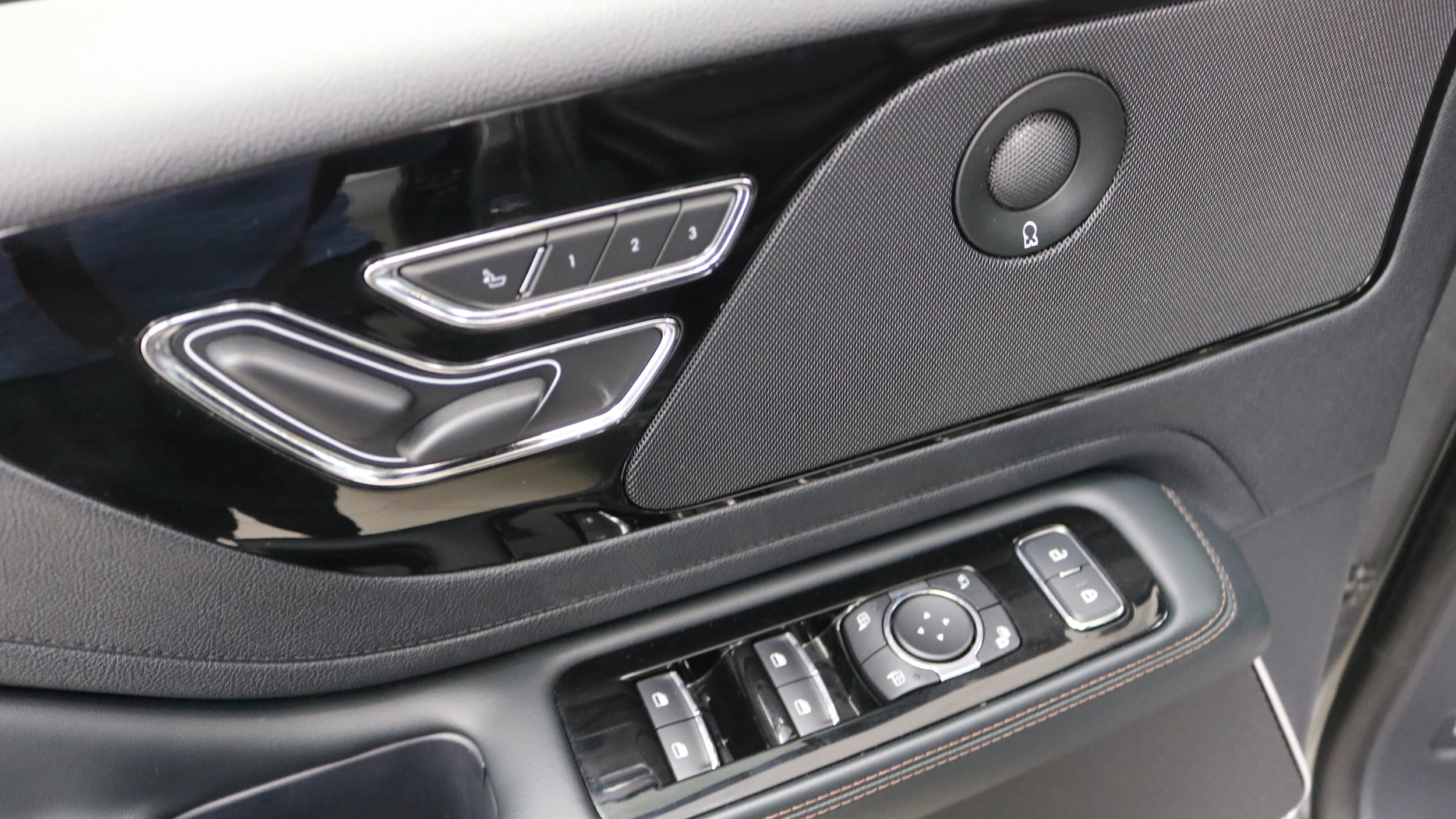2025 Lincoln Aviator Reserve - Photo 12