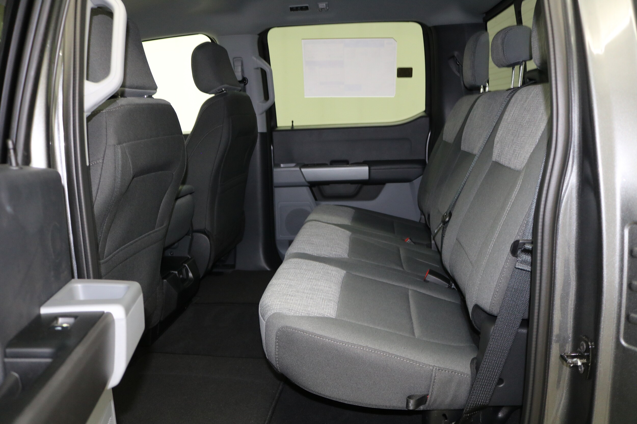 2026 Ford F-250 XLT photo 3