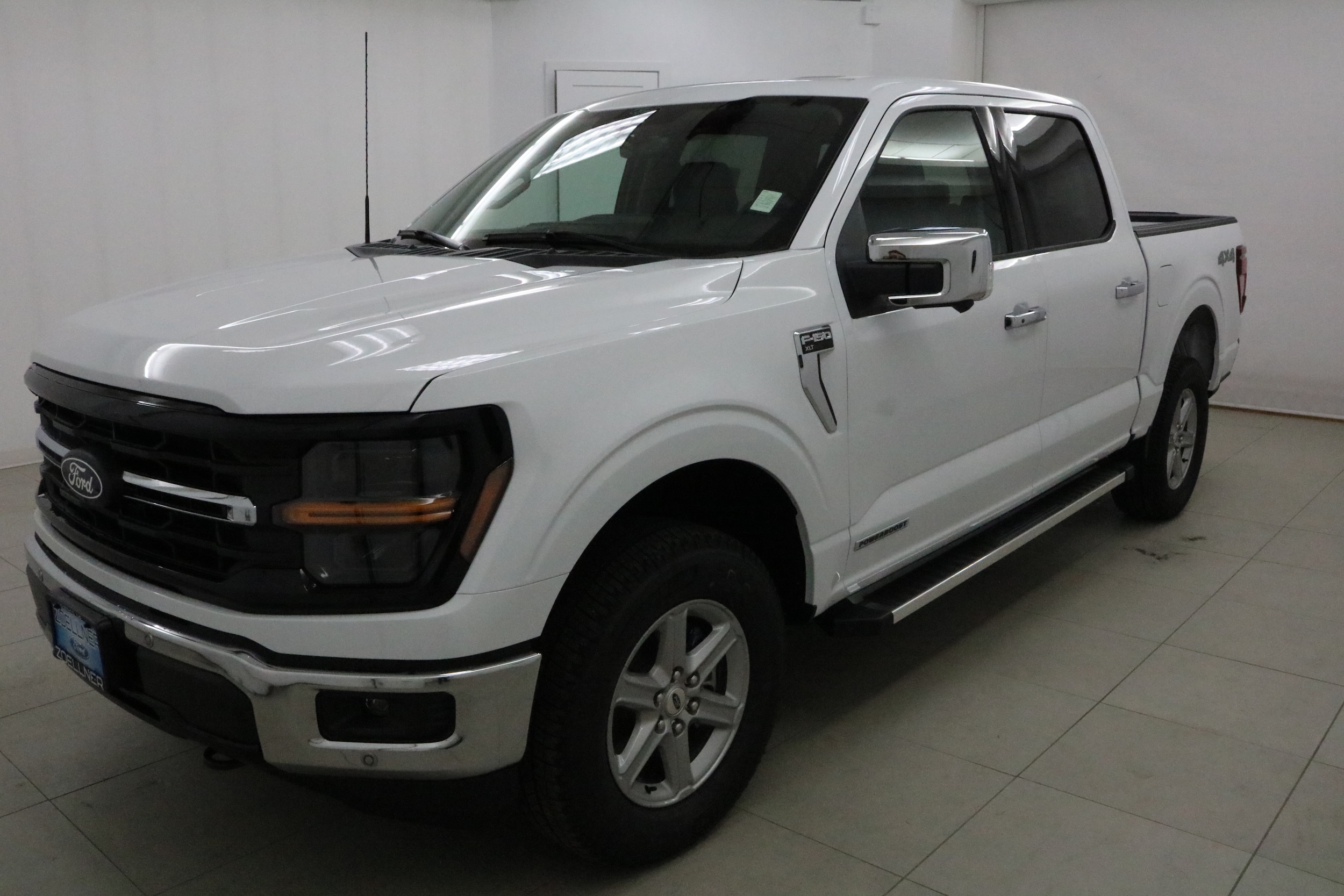 2025 Ford F-150 XLT's photo