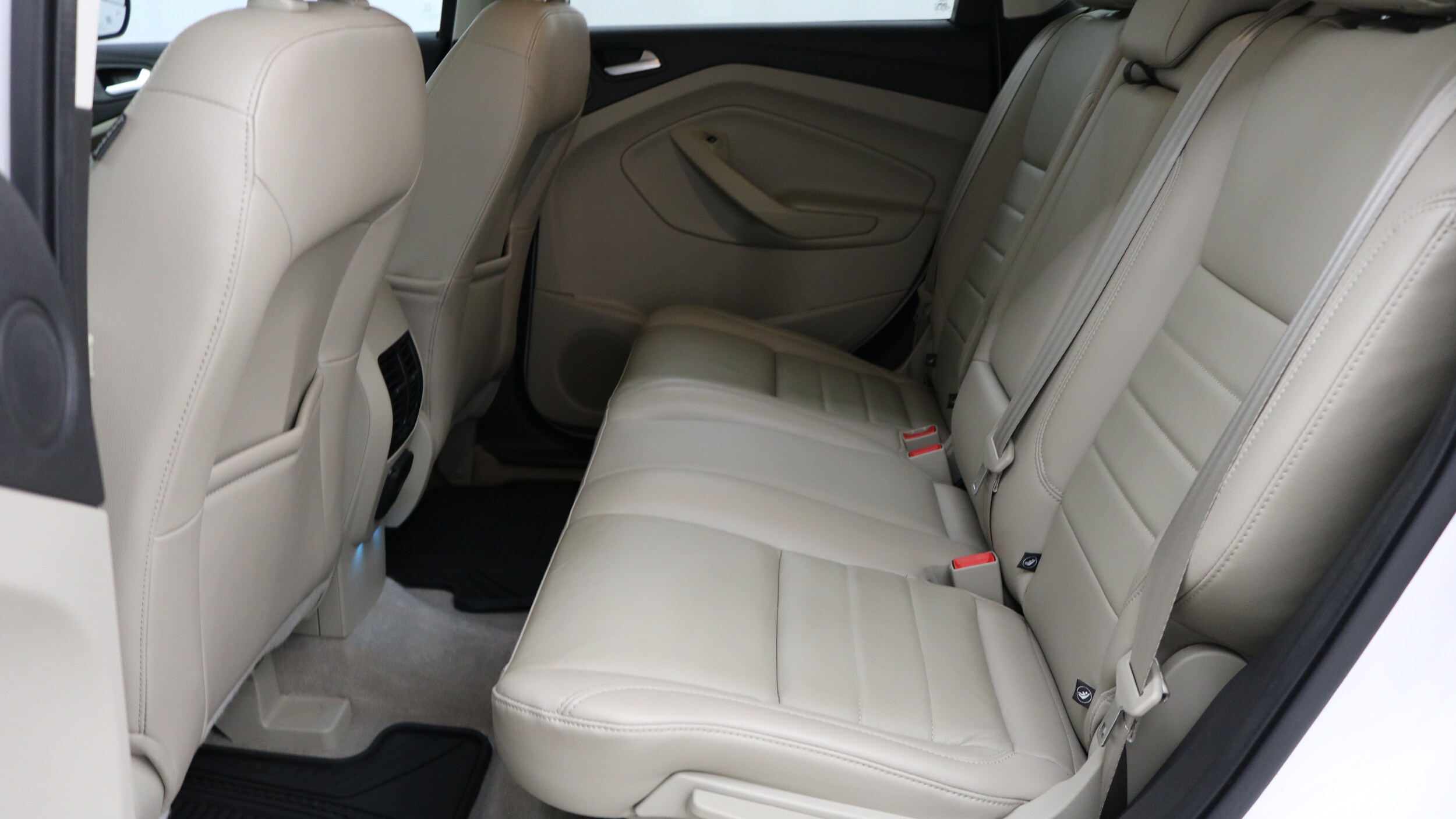 2016 Ford Escape Titanium photo 4