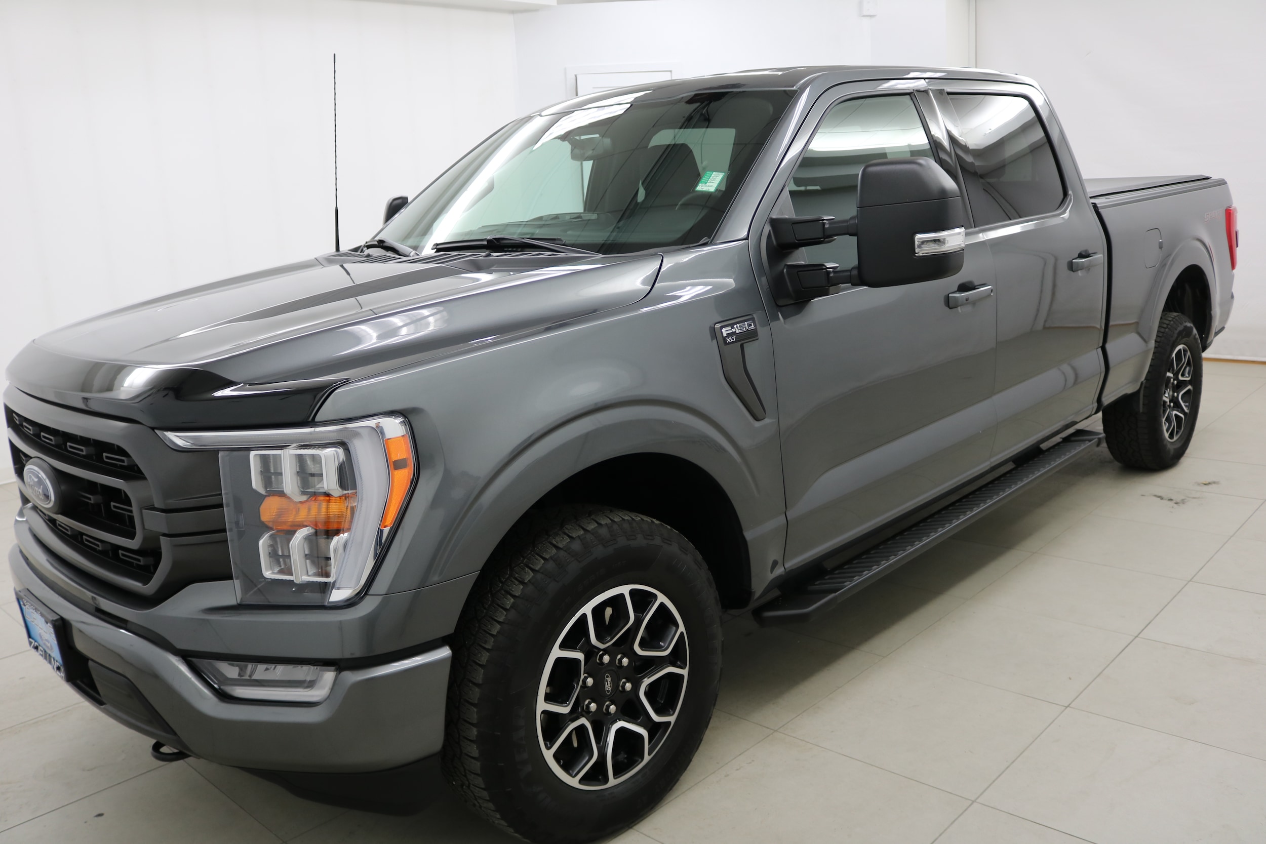 2023 Ford F-150 XLT's photo