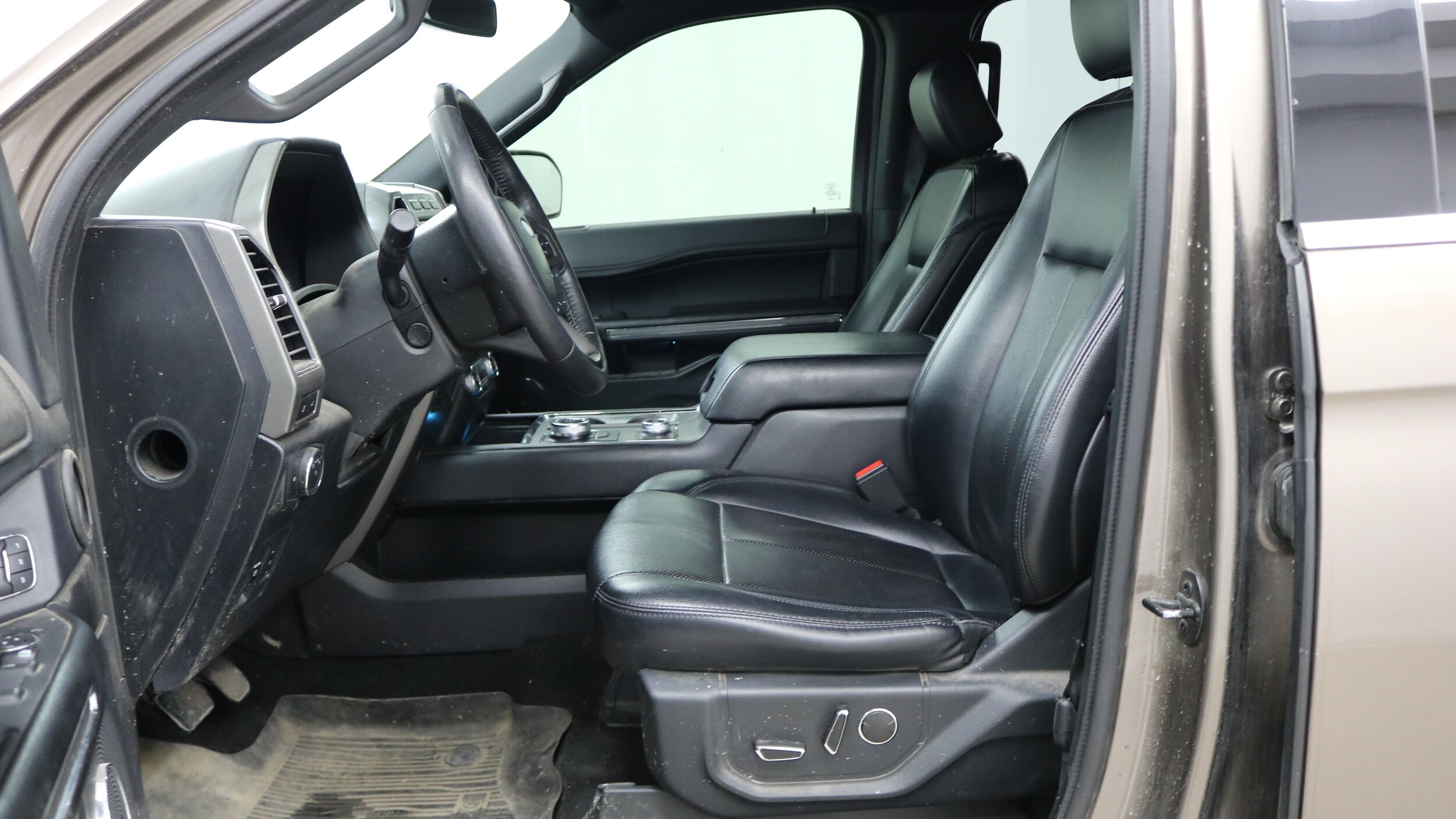 2019 Ford Edge XLT photo 2