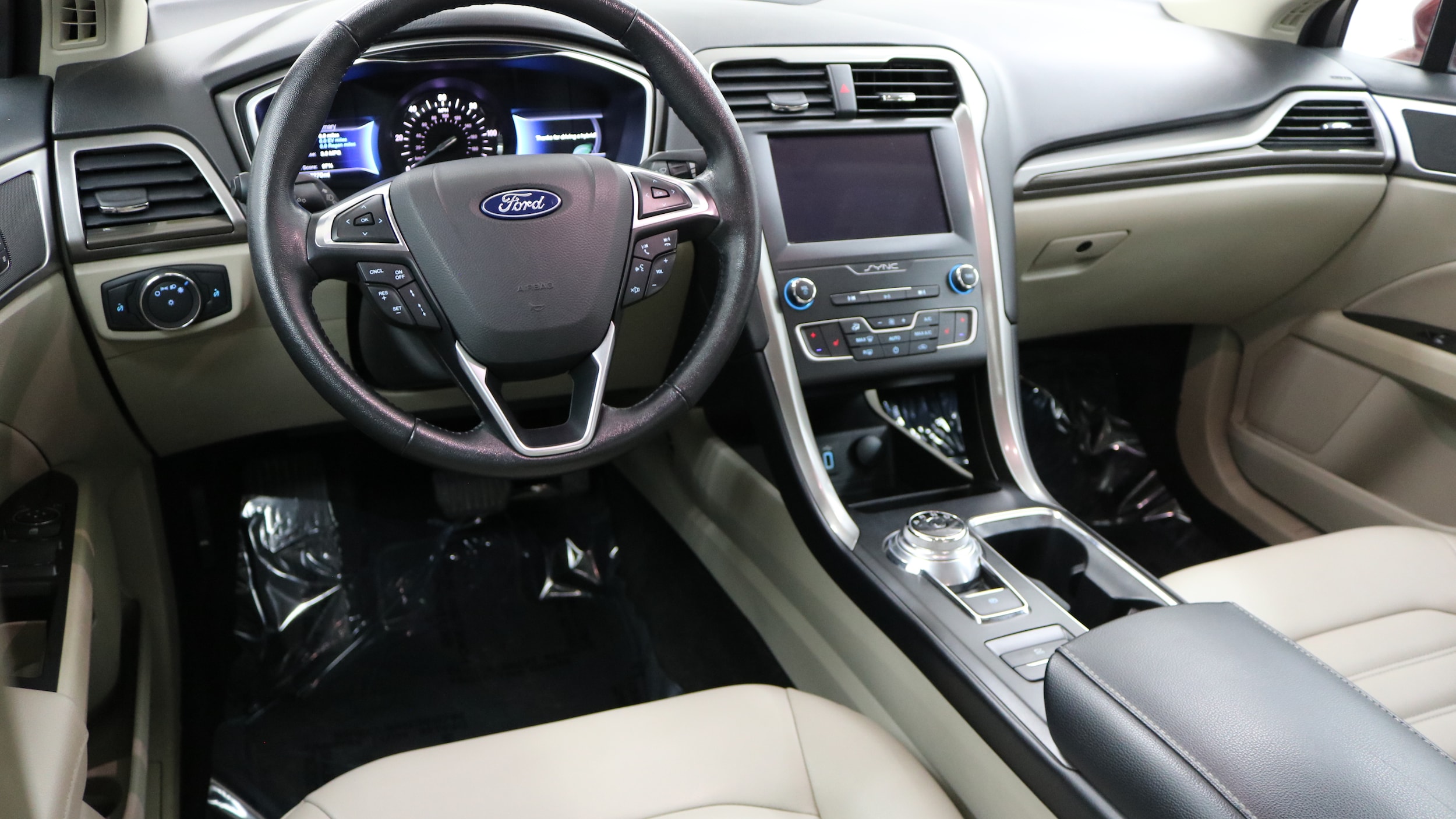 Used 2019 Ford Fusion Hybrid SEL with VIN 3FA6P0MU4KR149751 for sale in Beatrice, NE