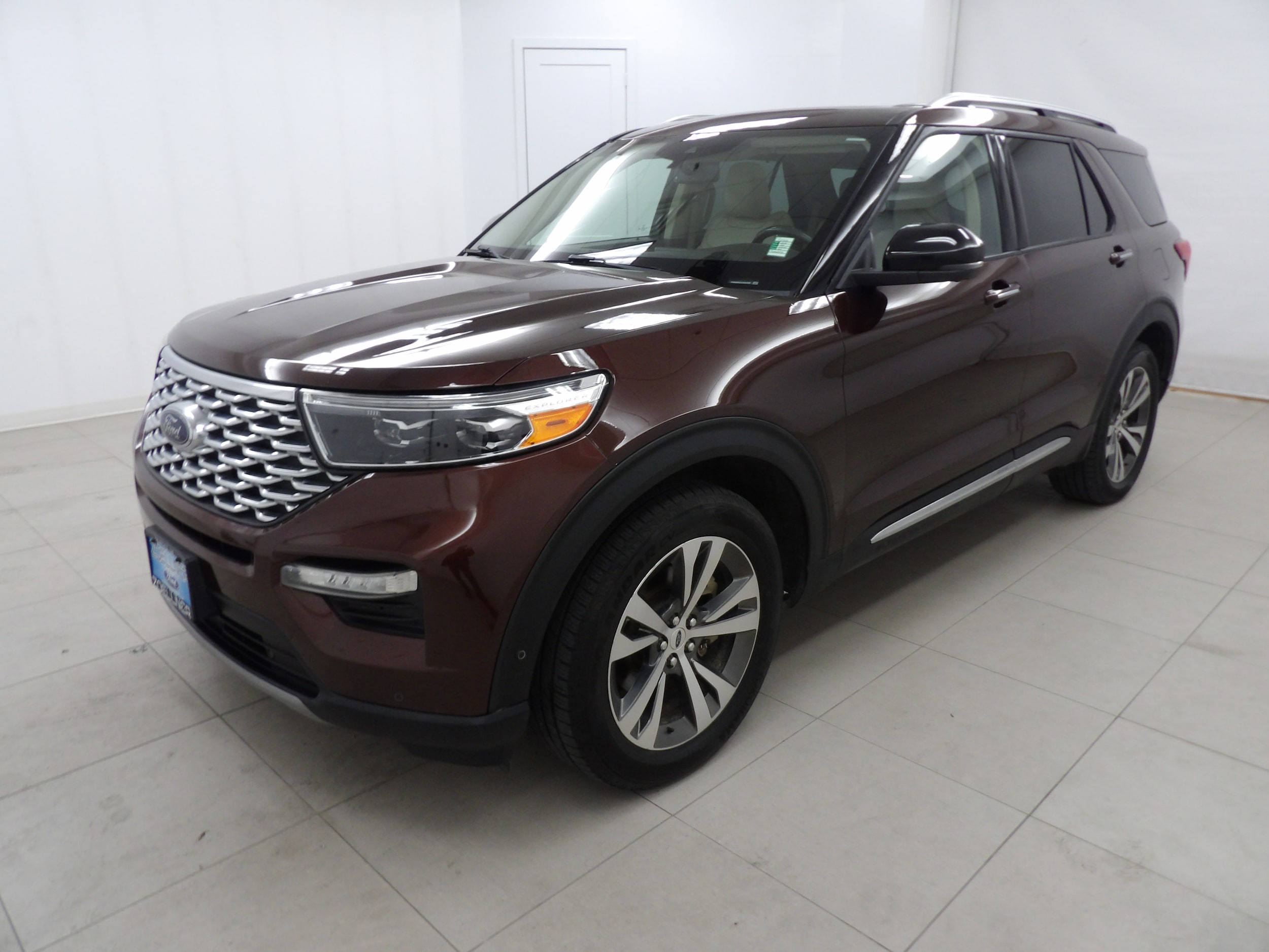 2020 Ford Explorer Platinum 4WD's photo