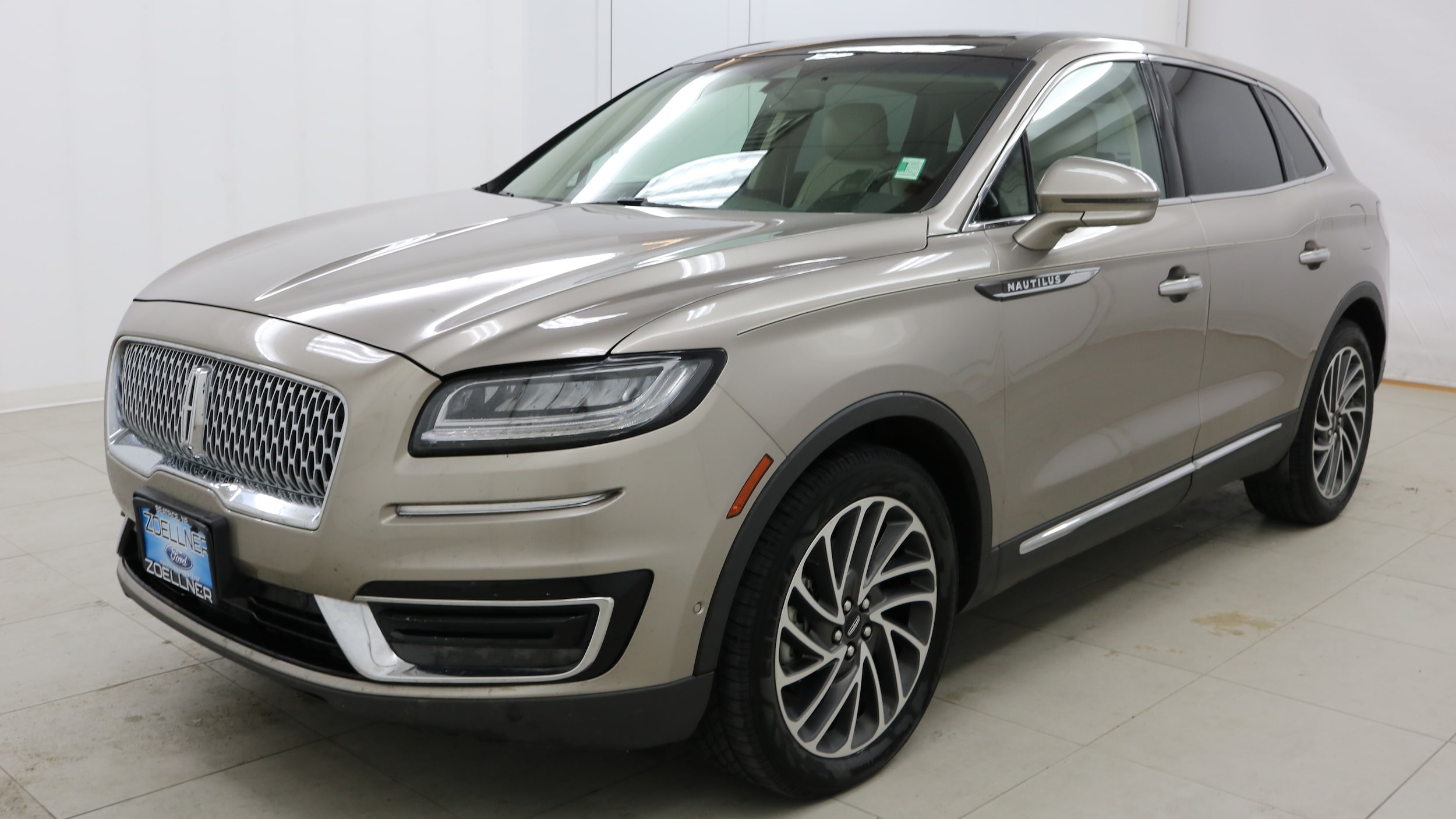 2020 Lincoln Nautilus Reserve's photo