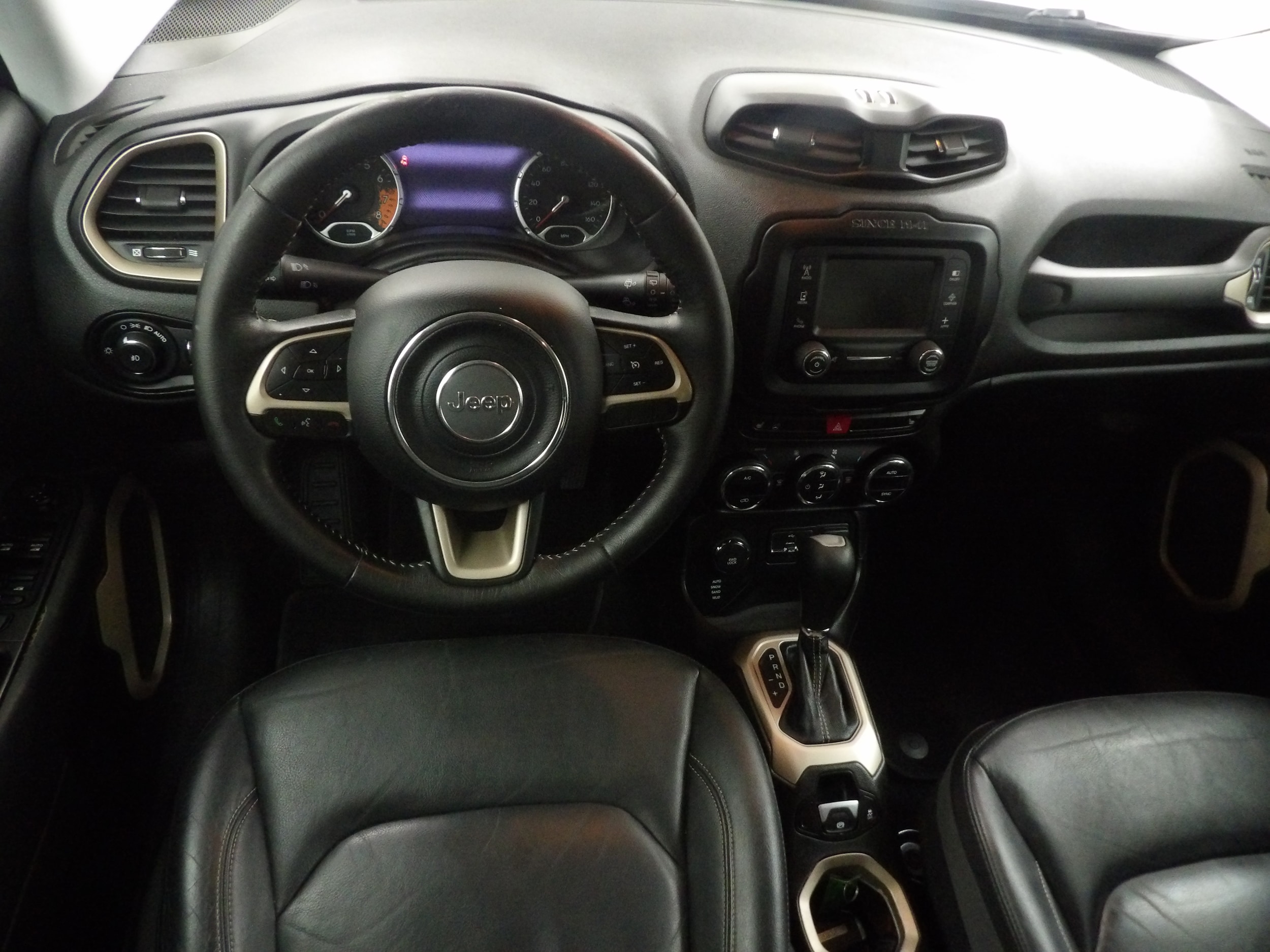 Used 2016 Jeep Renegade Limited with VIN ZACCJBDT4GPD11459 for sale in Beatrice, NE
