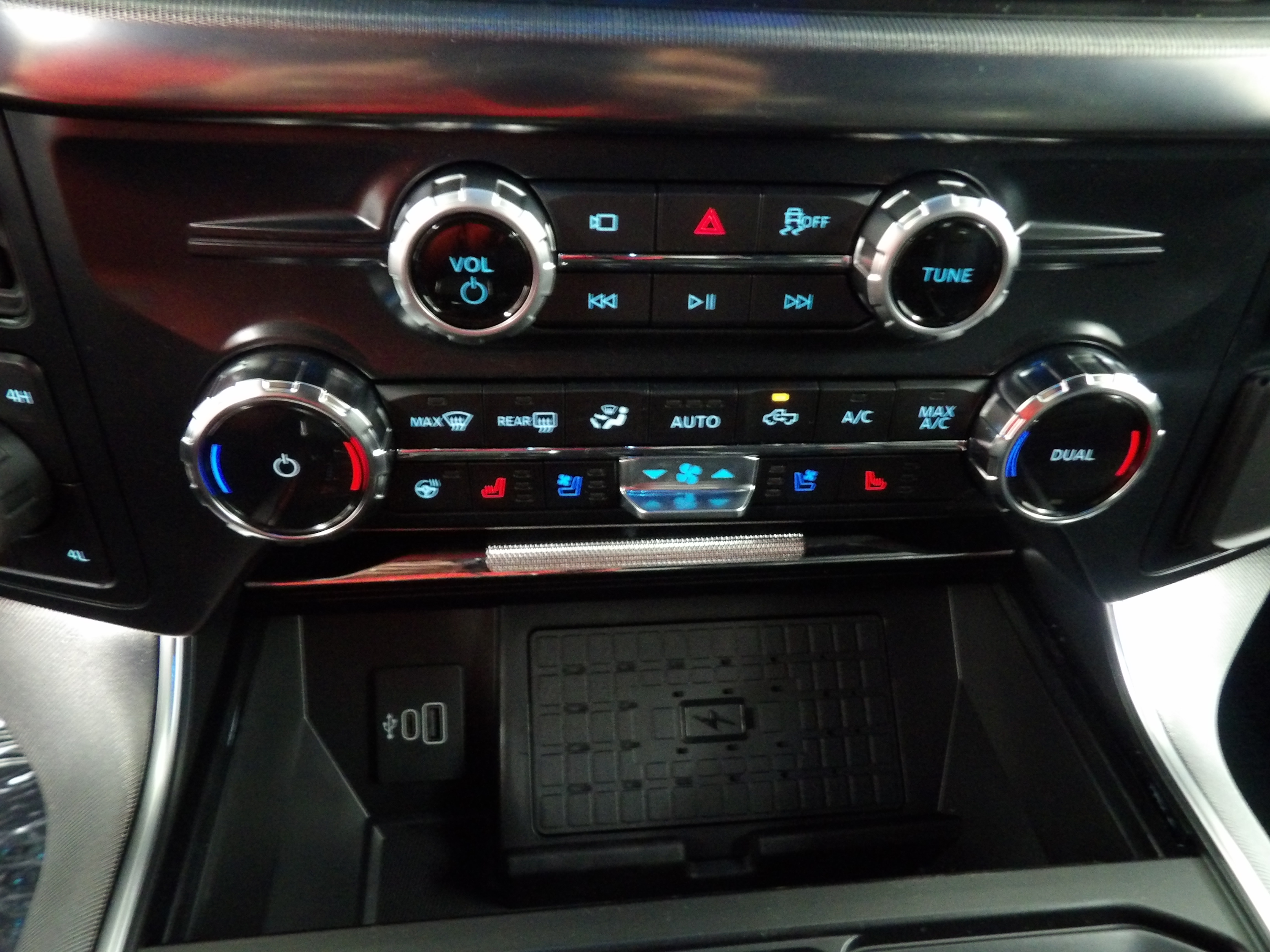 2026 Ford F-150 Platinum - Photo 23