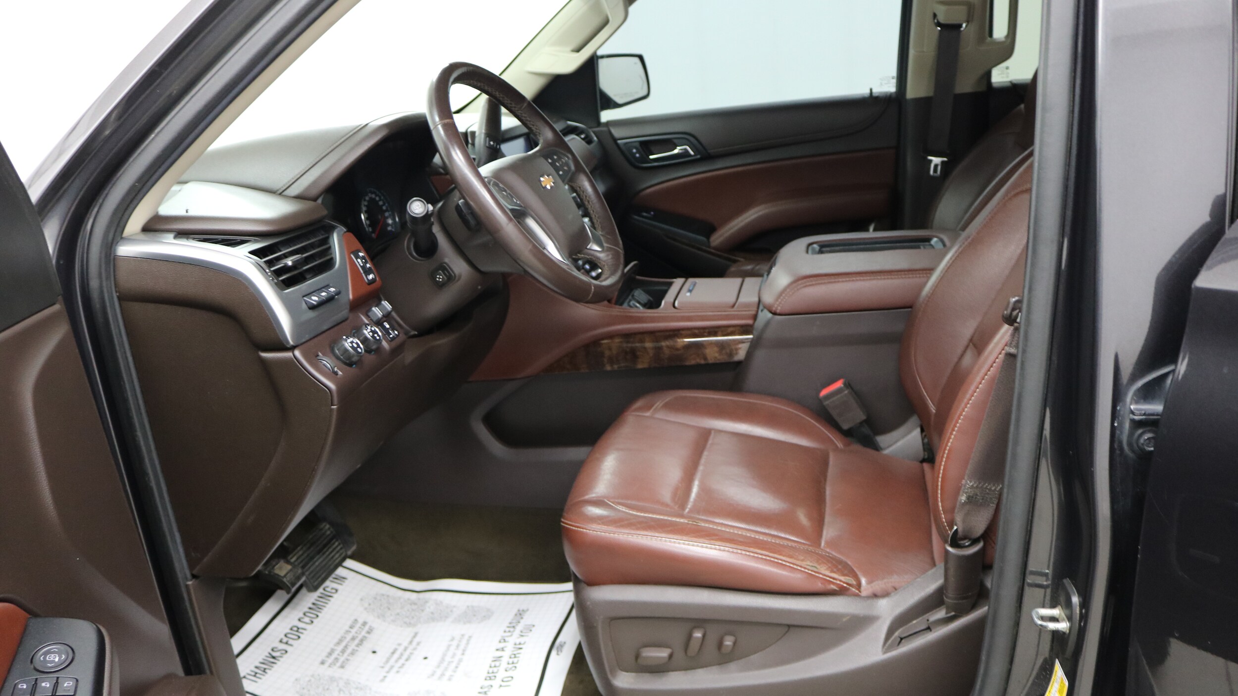 2016 Chevrolet Tahoe LTZ photo 2