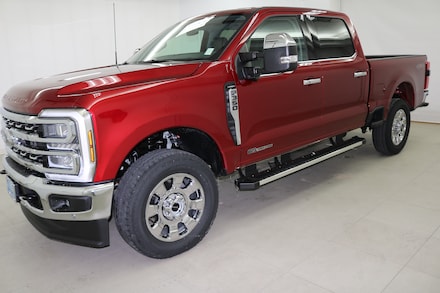 2026 Ford F-350 Lariat Truck Crew Cab