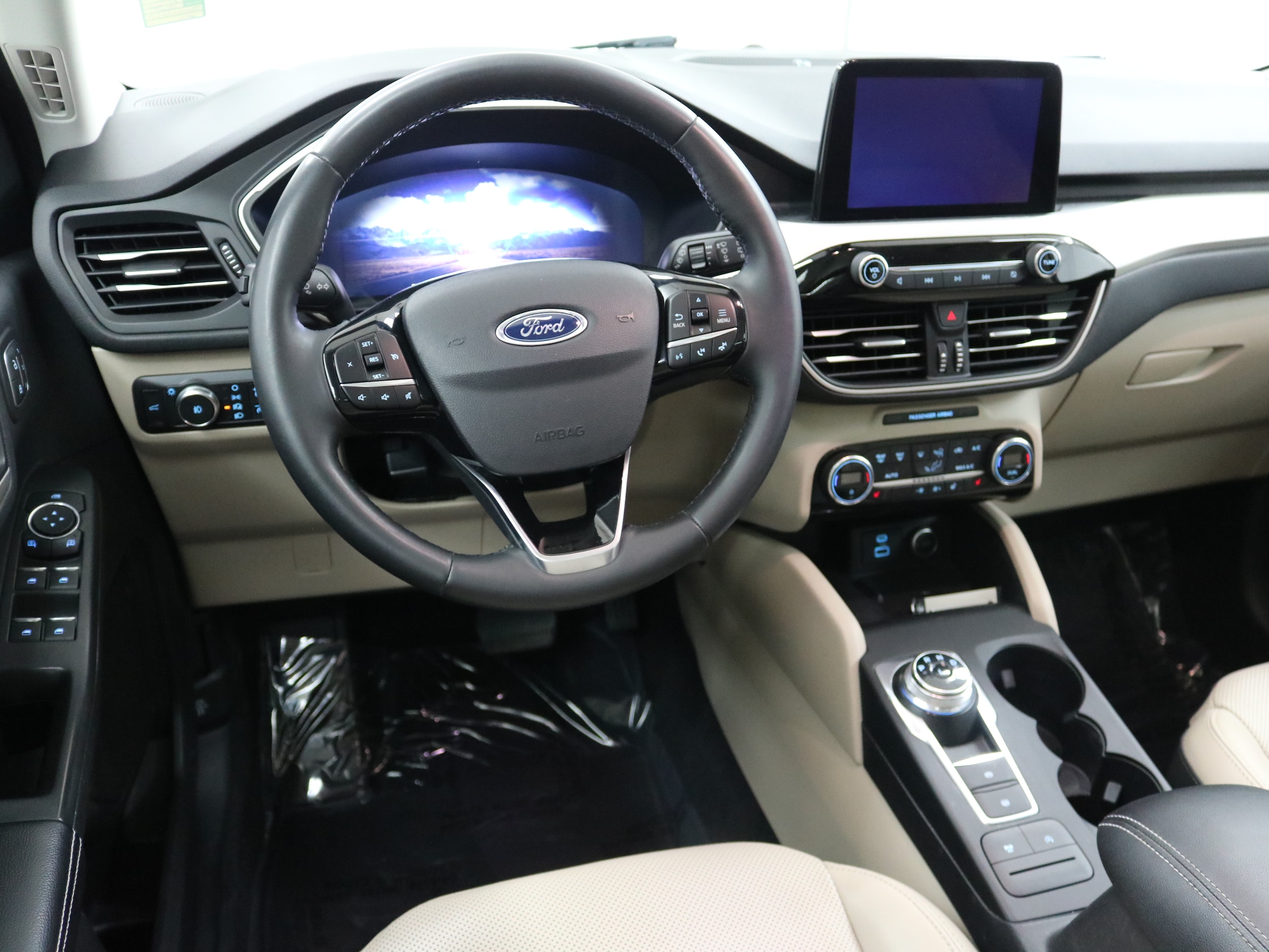 Used 2021 Ford Escape SEL with VIN 1FMCU0H61MUB07238 for sale in Beatrice, NE